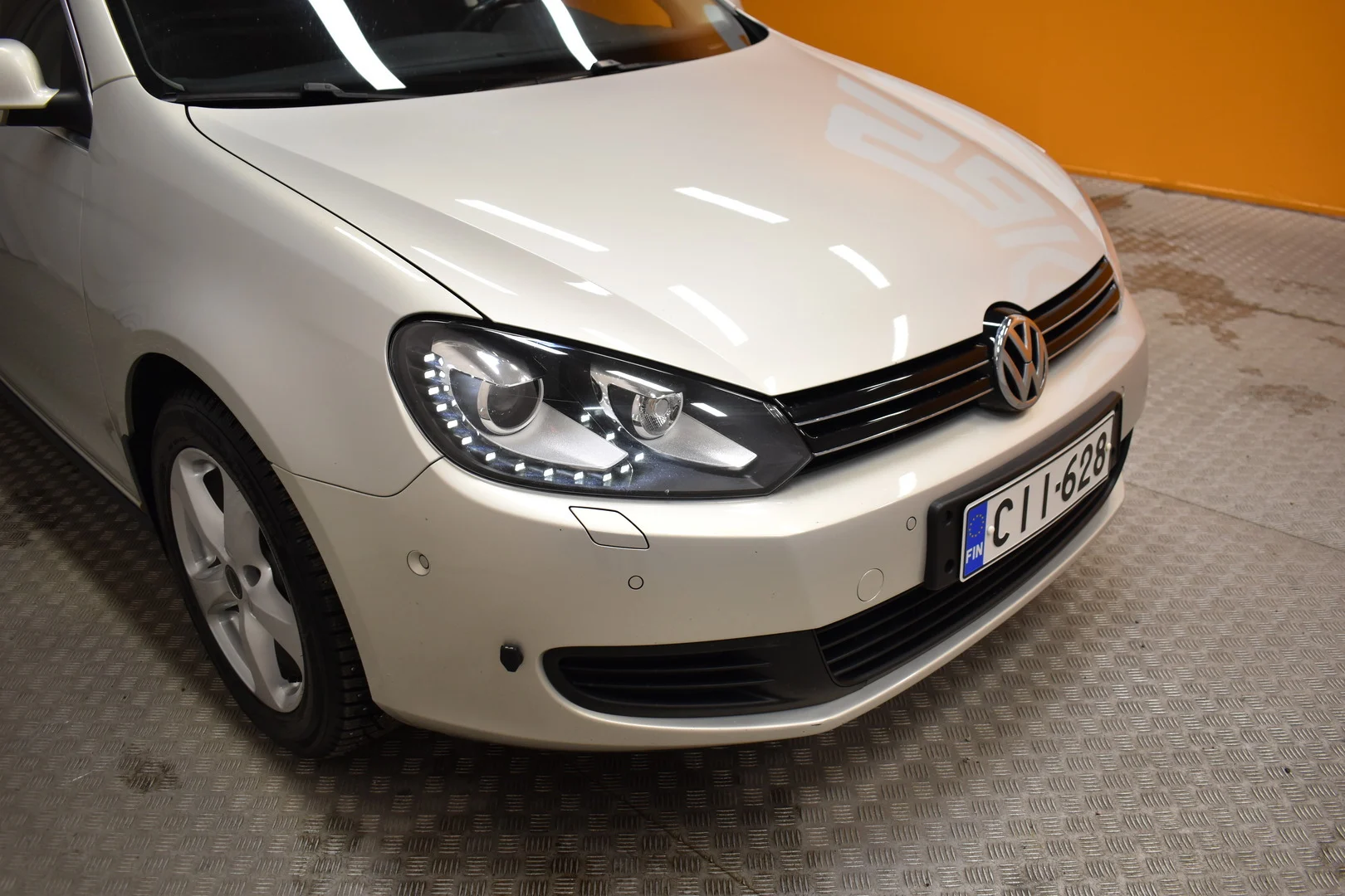 Car Image - tK8jtGGLRli6OrPF4YD97