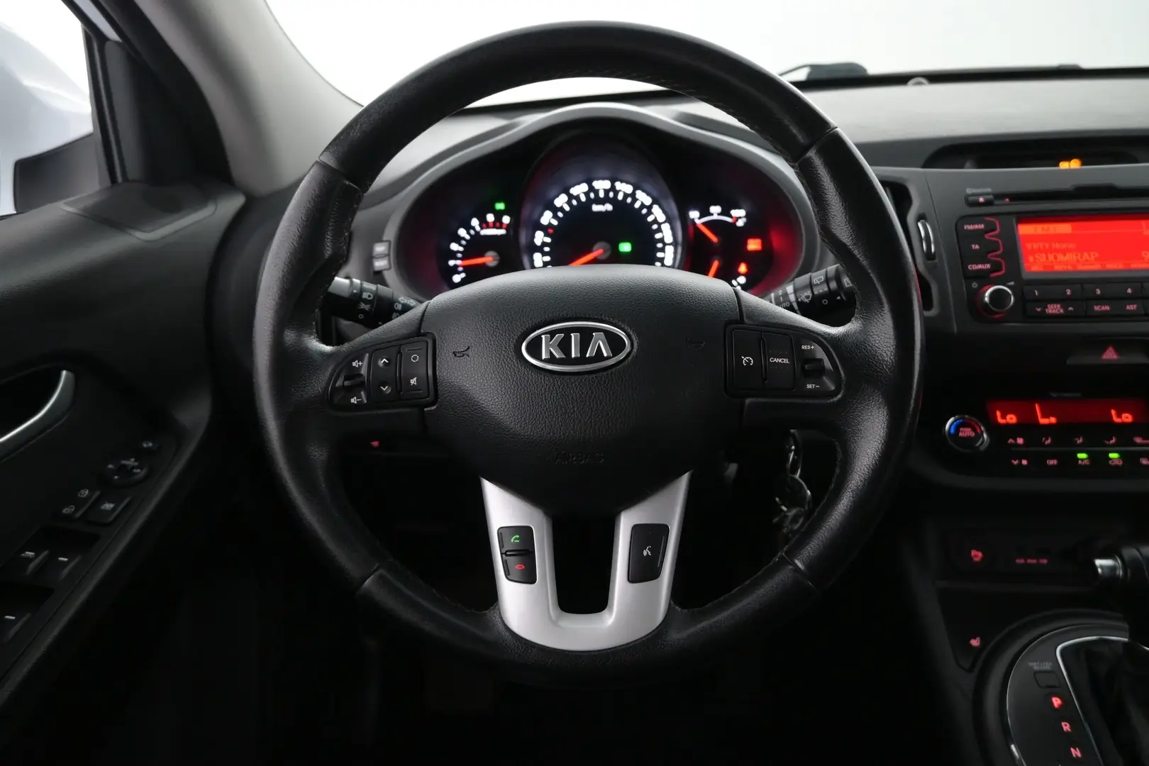 Car Image - 6kdzzMxn3uIjdyONSZlbzY
