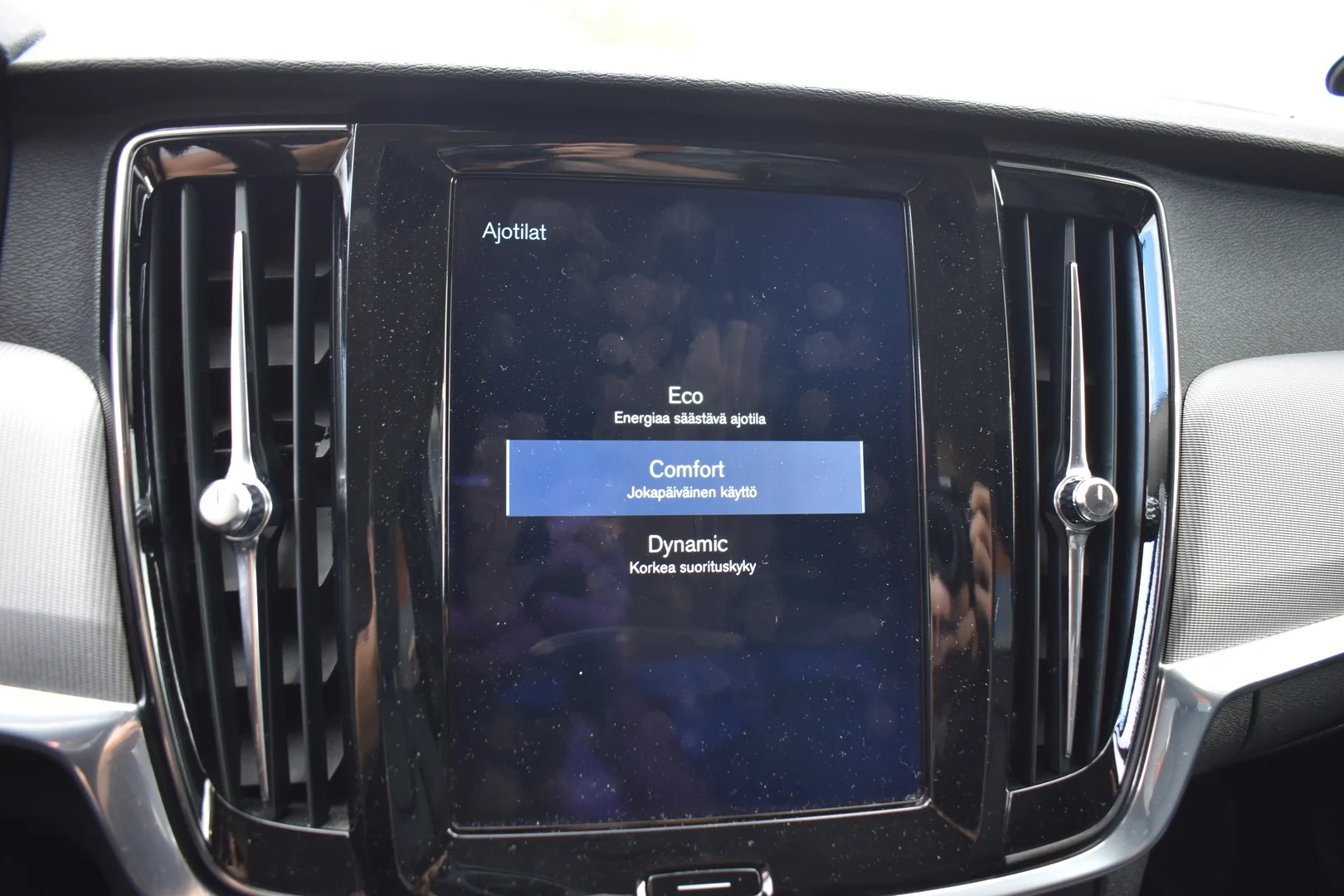Car Image - 5EUmXWR7XA0ACkJE3c5i03