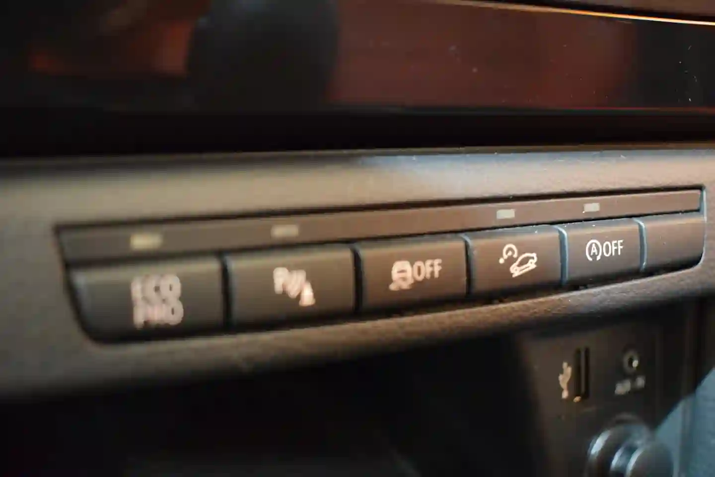 Car Image - xQtD4Z5BuJfAoDk54j3oY