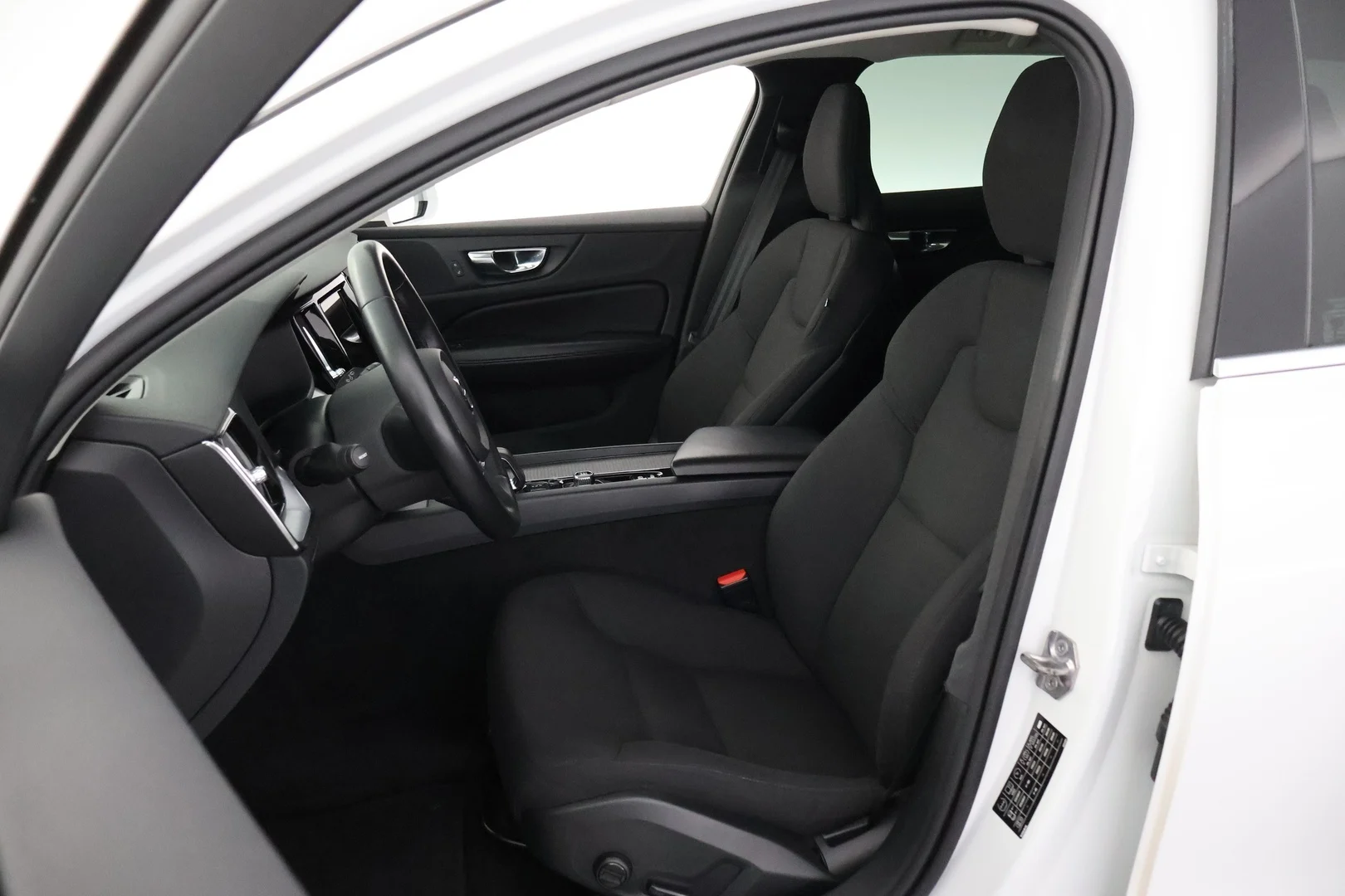 Car Image - 5j2oDqFba5YFigHfmew1f8