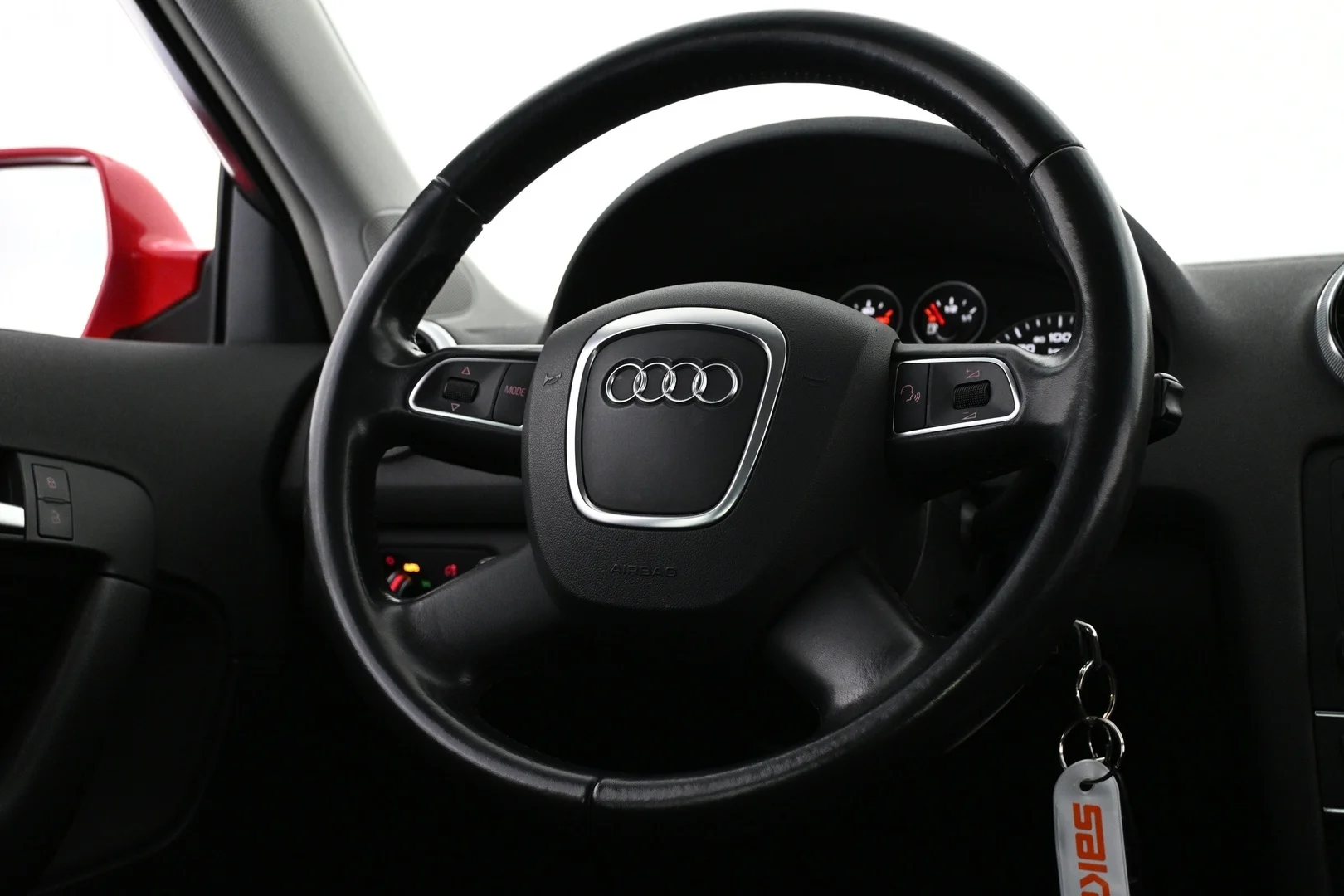 Car Image - 2ns6drg0MINeDFe6iZcxnn