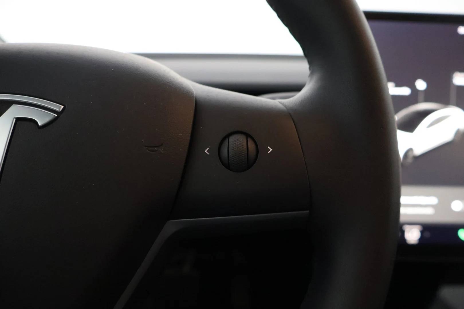 Car Image - 4X7ICr9ZoClmNLr22BkQMS