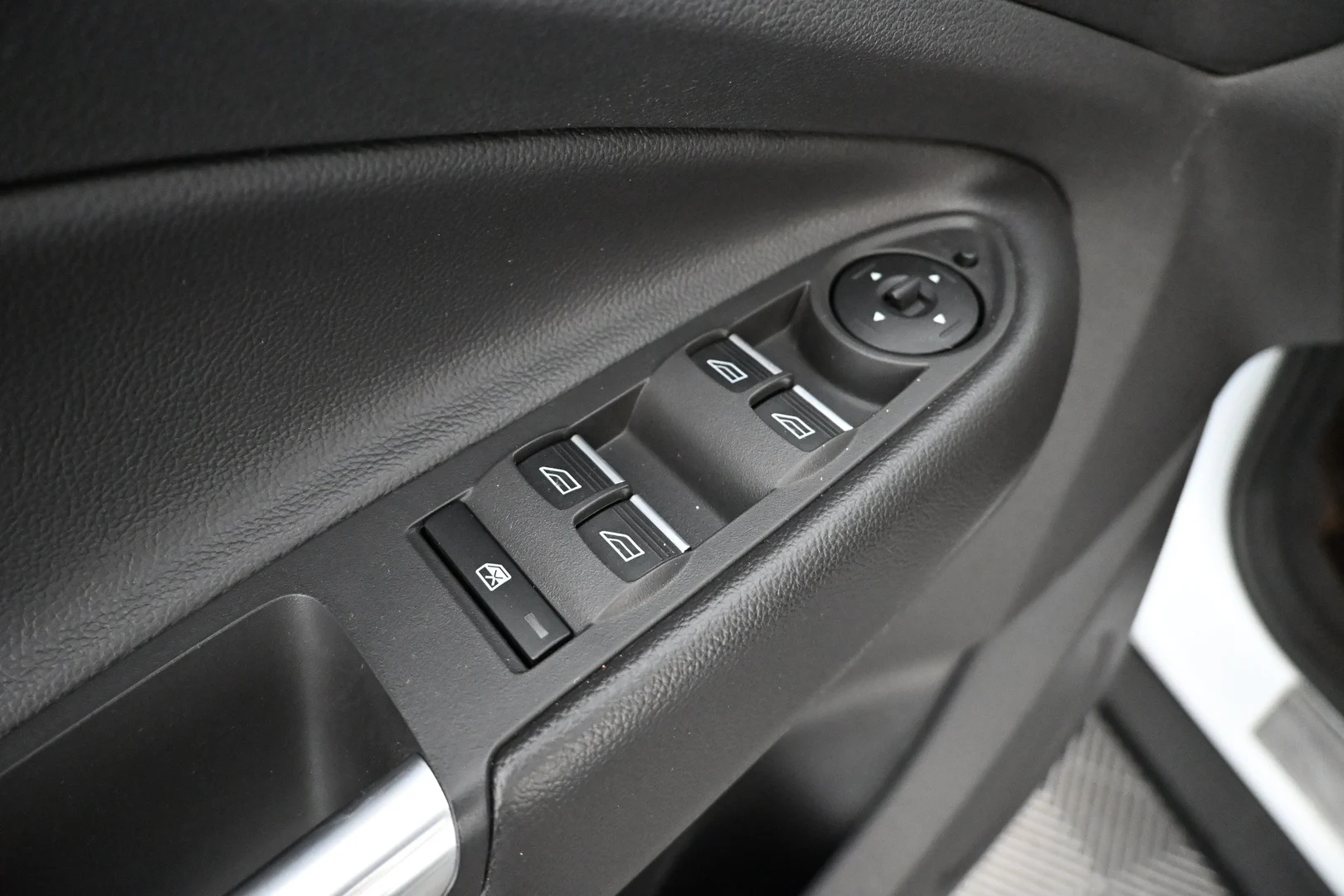 Car Image - 2XCpEgFl4nbEKG7IoPJaGa