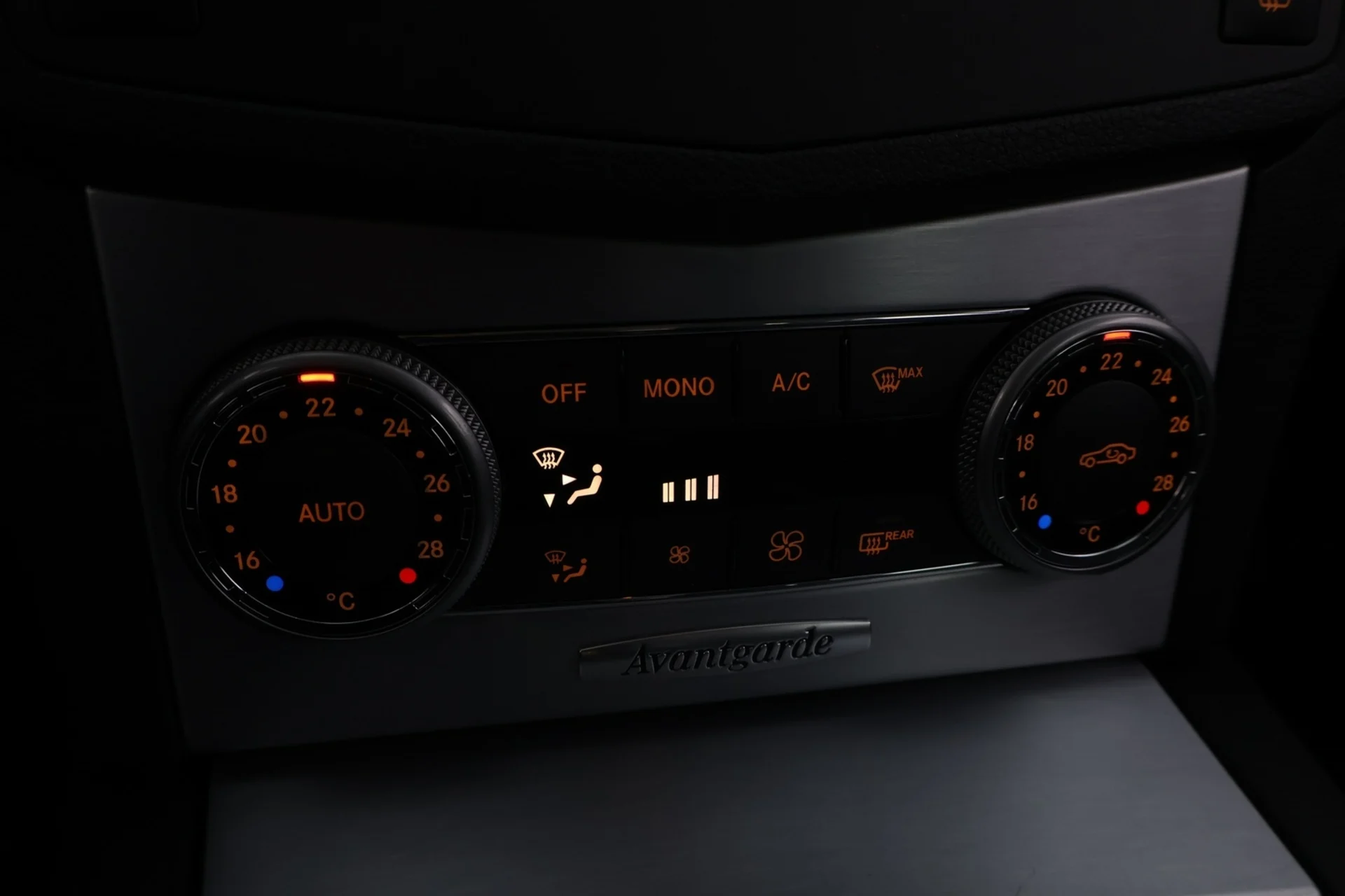Car Image - SMsHdqU7bju599gQTtjmp