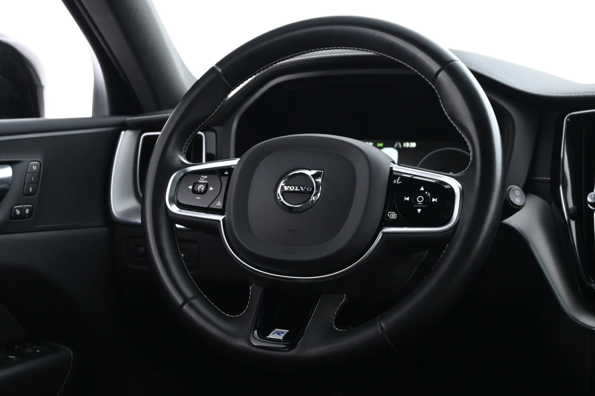 Car Image - 5mVCLU2xBzeOdBww1bqMom