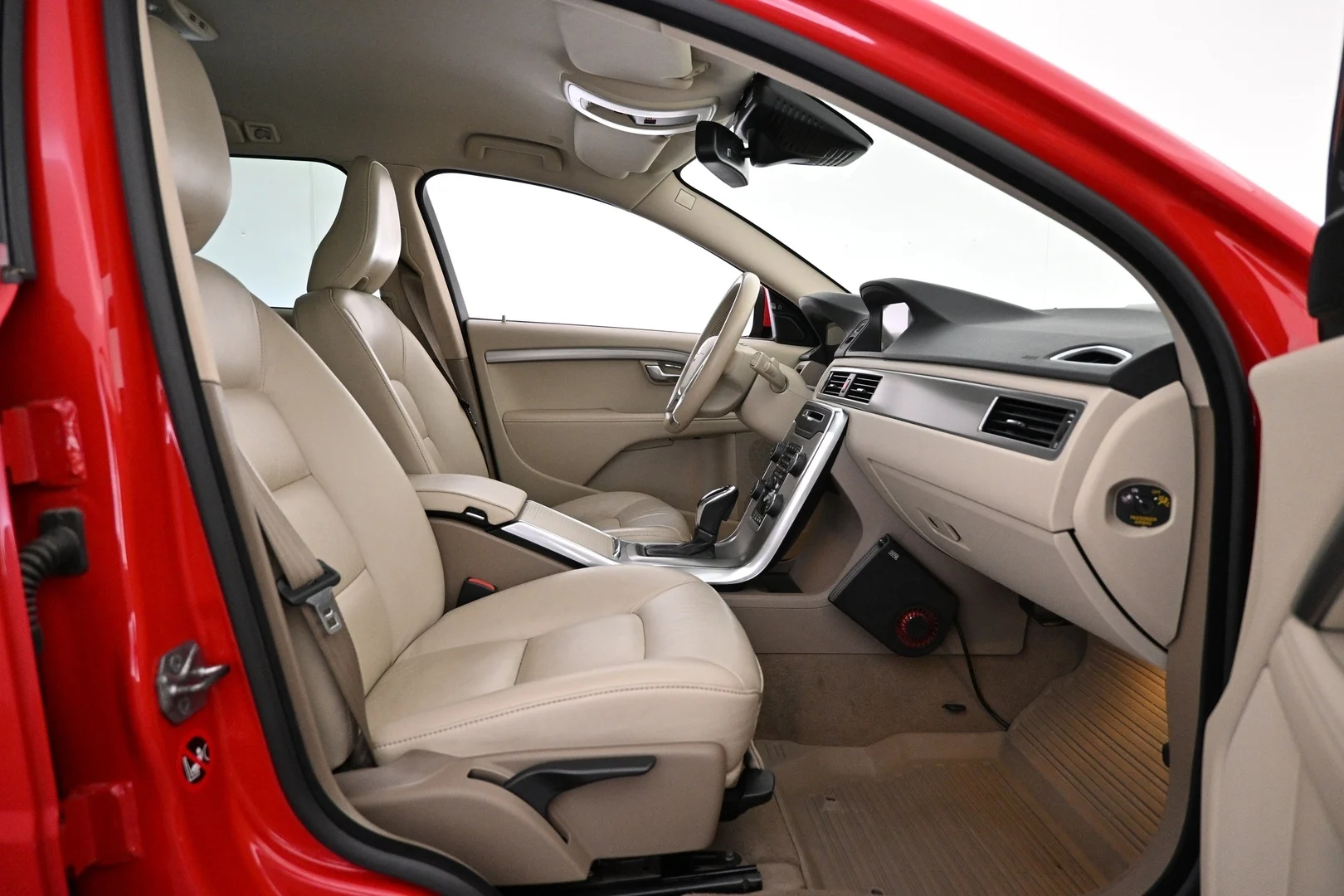 Car Image - 17kFJakzZMDg370pjiC2z4