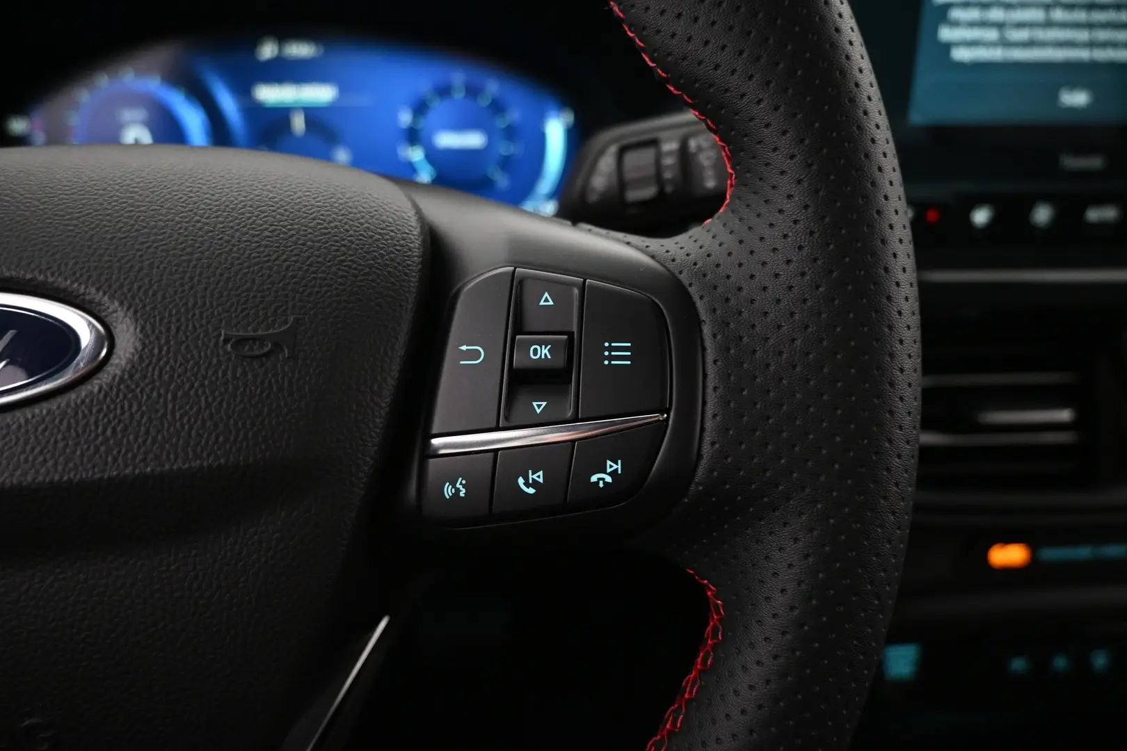 Car Image - 3Q0B6ZzEMtaUoq1jWaJdaL
