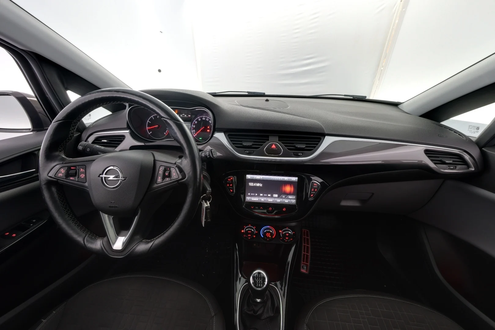 Car Image - 2vpp2fjhoxNPeQJX36v8tS