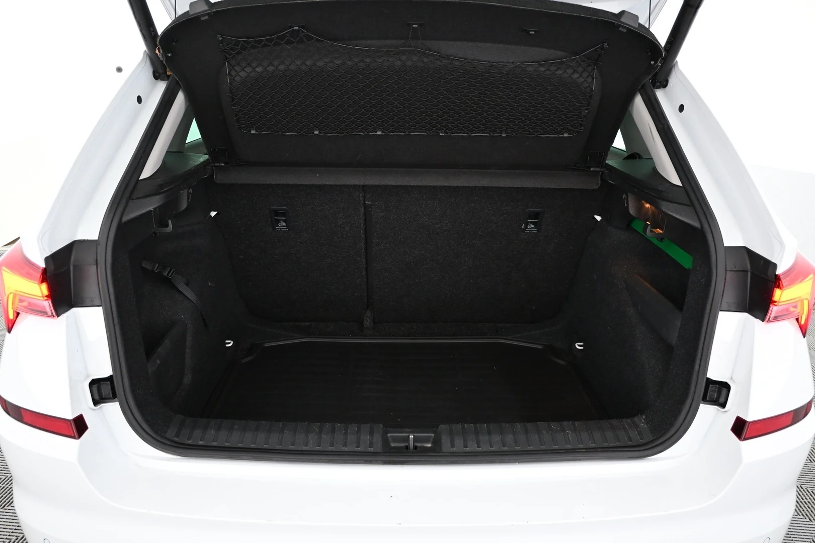 Car Image - 37KllYDqTfi5yZsFO46GZ7