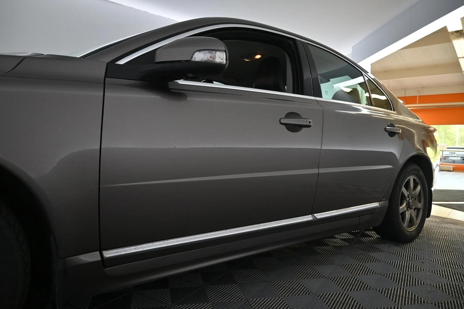 Car Image - 1rOwqa2AzNB3hVsFUSuEKh