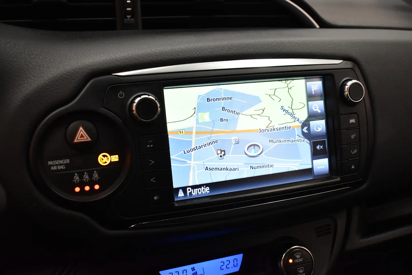 Car Image - 2lhm9IPuynLPSPyoAw9cVH