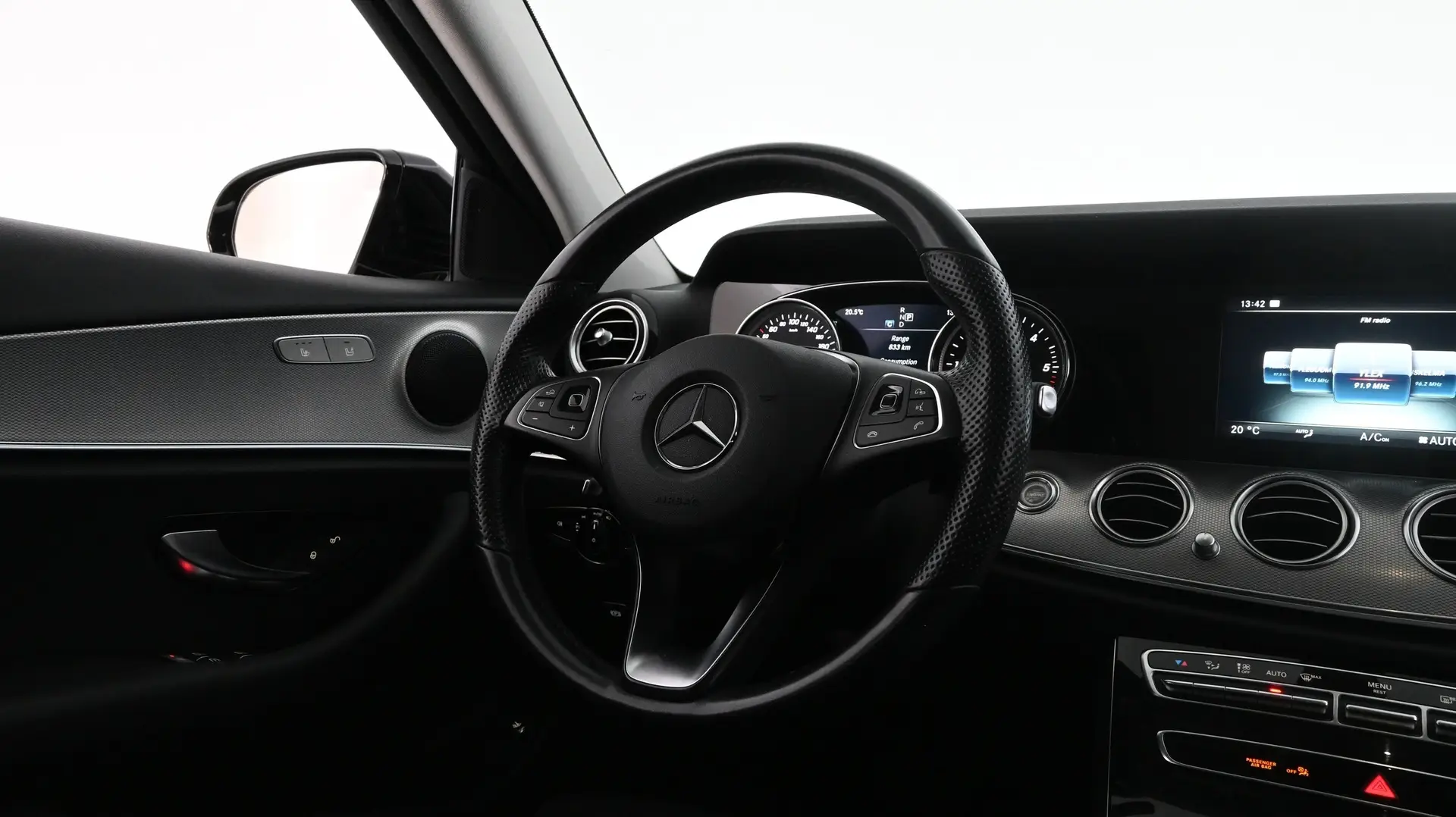 Car Image - 3HFYaKsks86DrRXM4Jztm8
