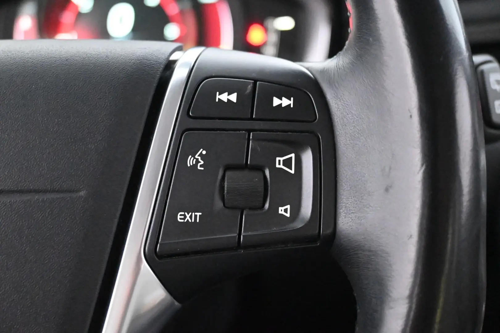 Car Image - 3mNiNTfP2GxawDgCaOcXdj