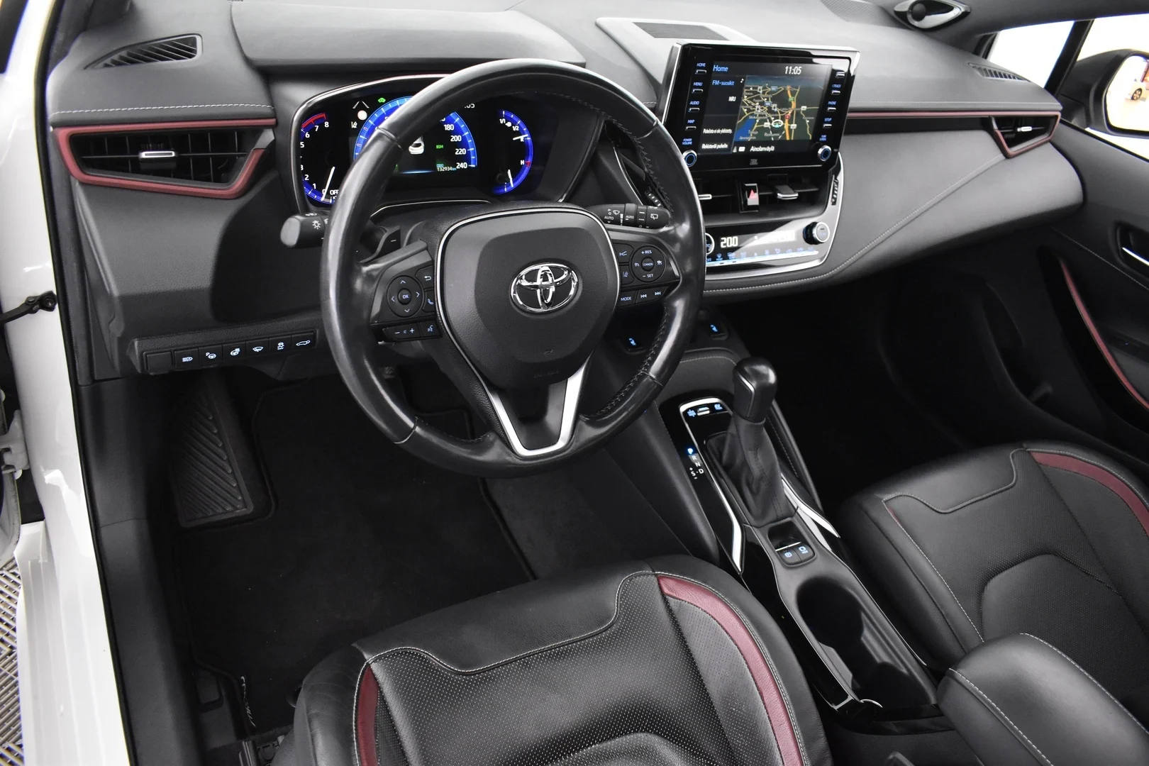 Car Image - 4LoDXjmryz5hBSBtWZL4MJ