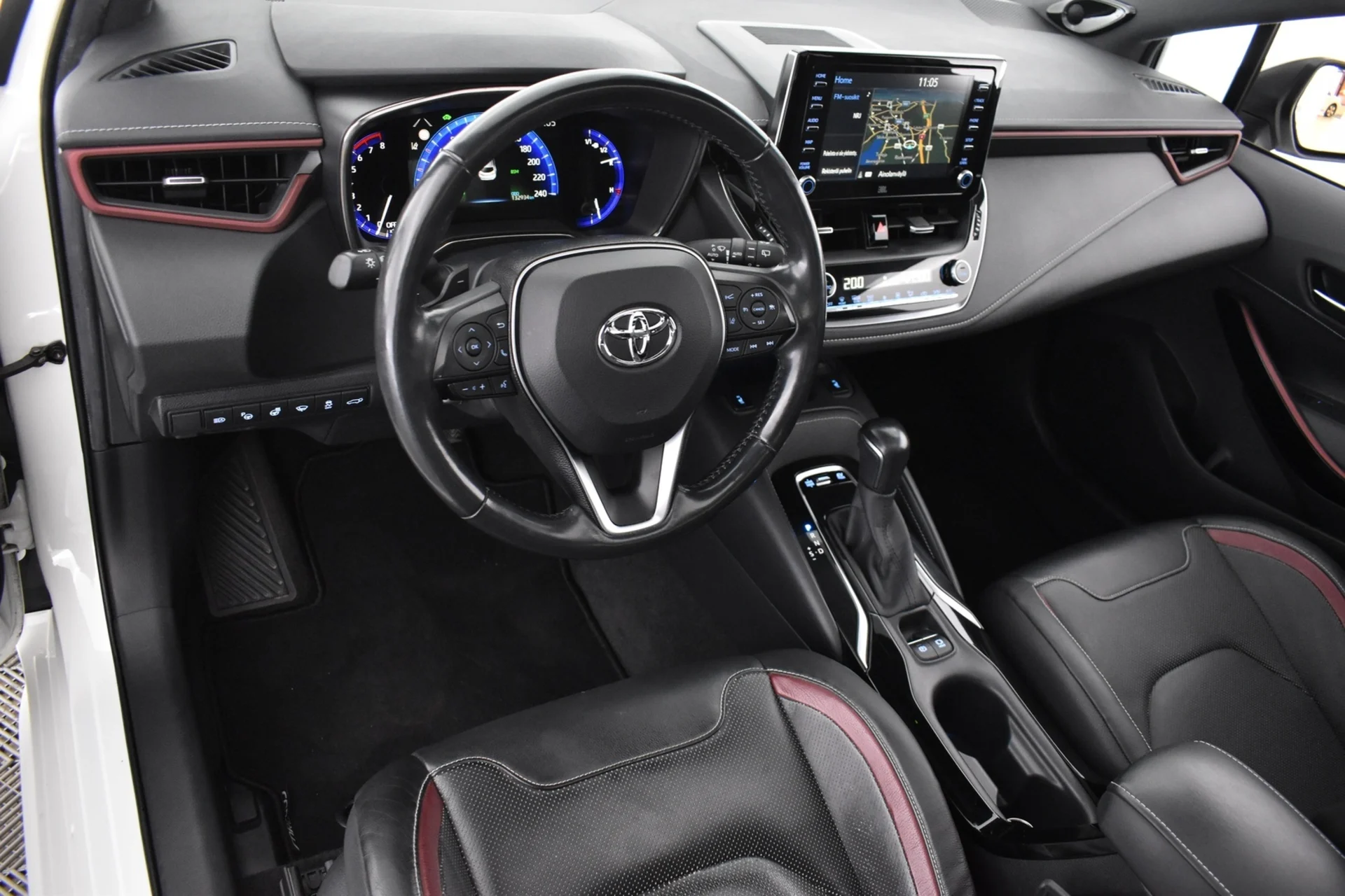 Car Image - 4LoDXjmryz5hBSBtWZL4MJ