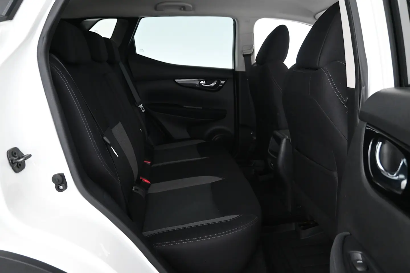 Car Image - 4js7UzV0JCAroWHY2TjNa3