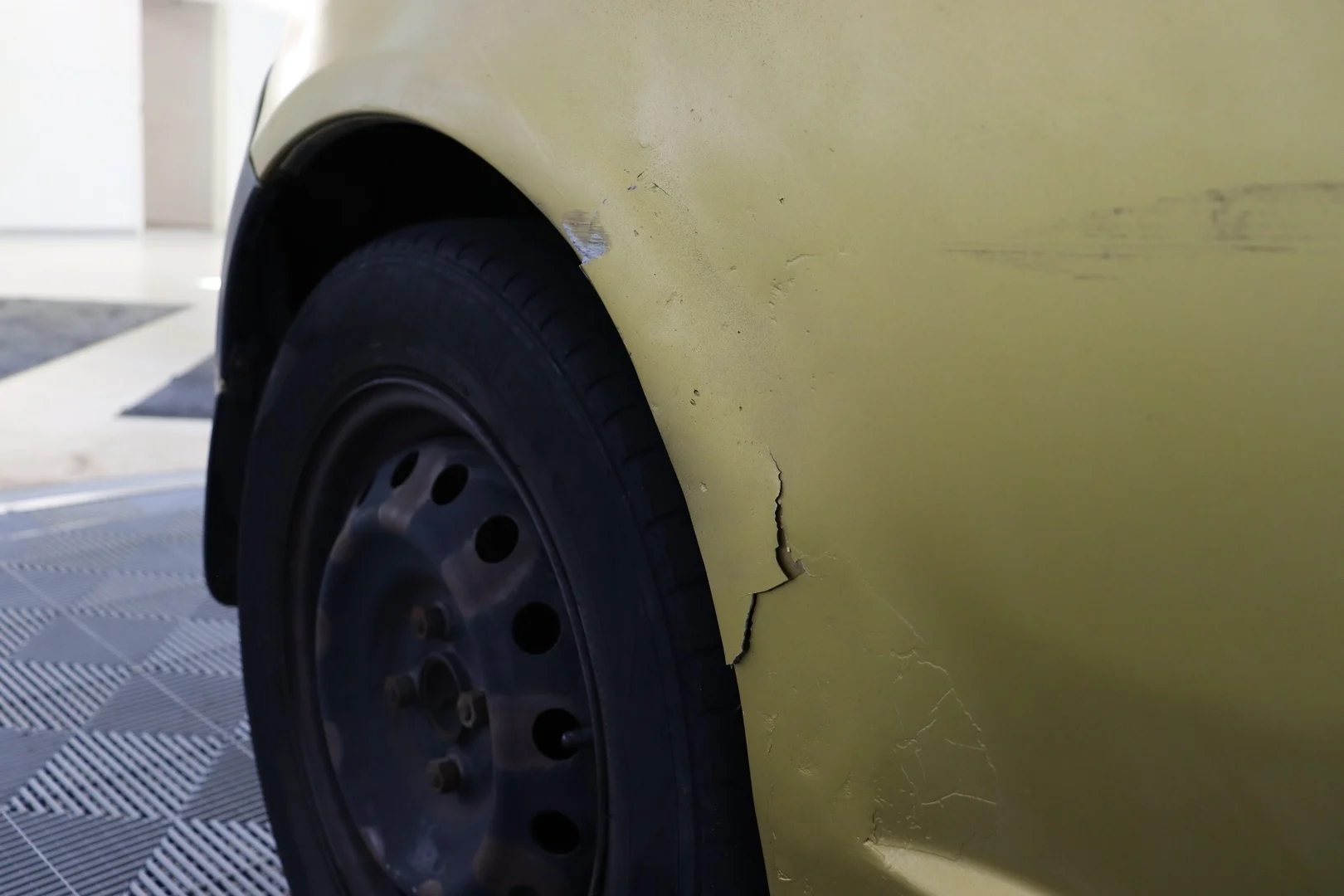 Car Image - 6u3wIgSkllrQrmrRoTJgpi