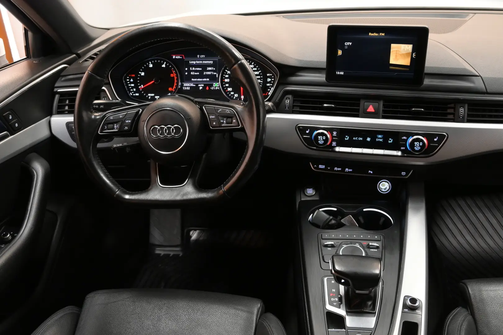 Car Image - 3j81tjdxDTGsrvVX7UQhil