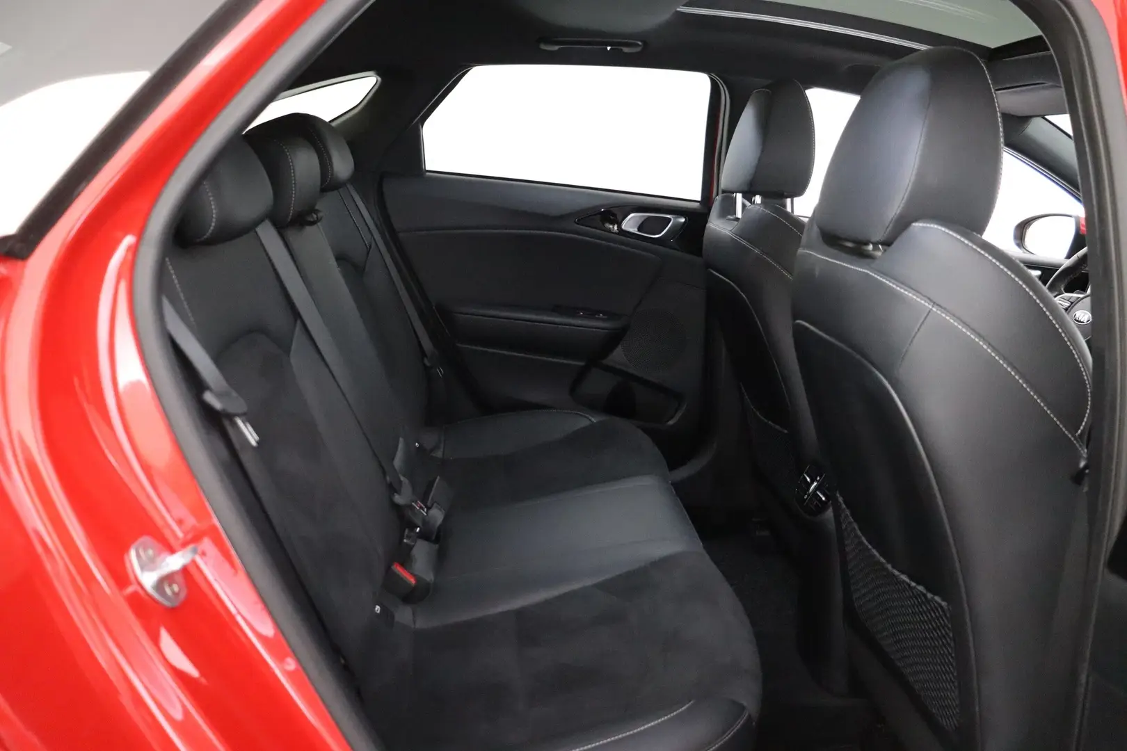 Car Image - 7l2NThQzRmZZp2ZWjCS3wM