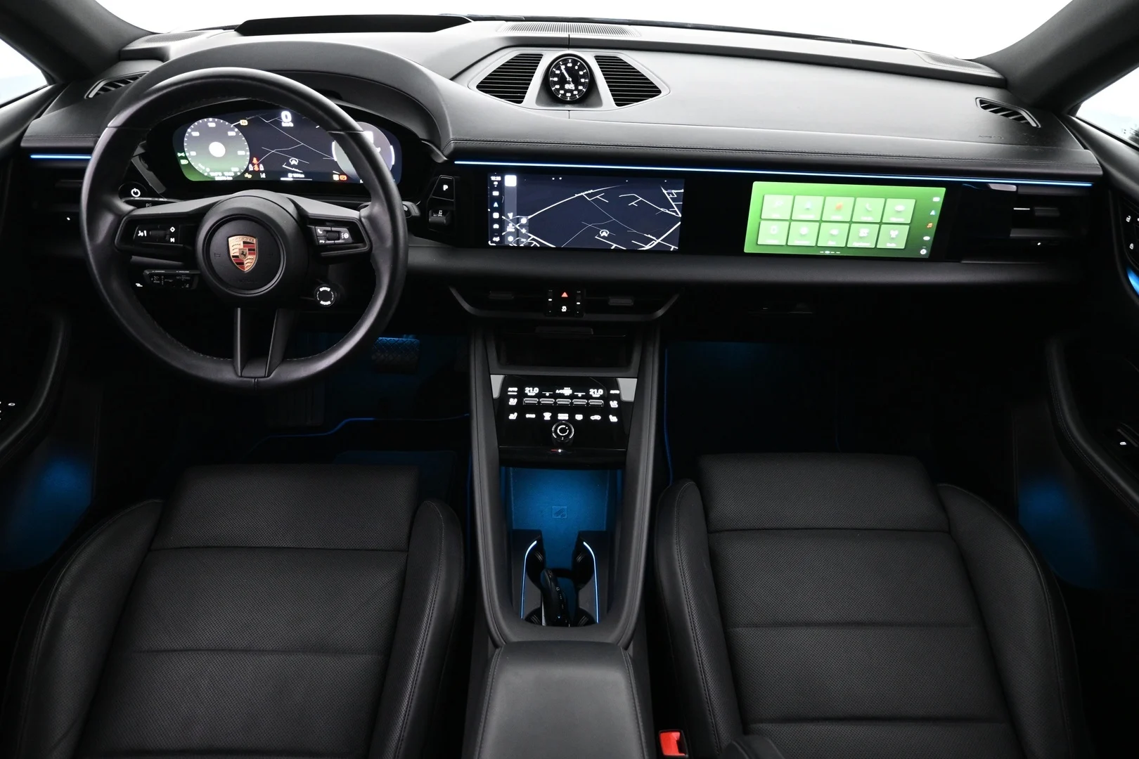 Car Image - u4wp1yNanBxDCB7ZObq0Q