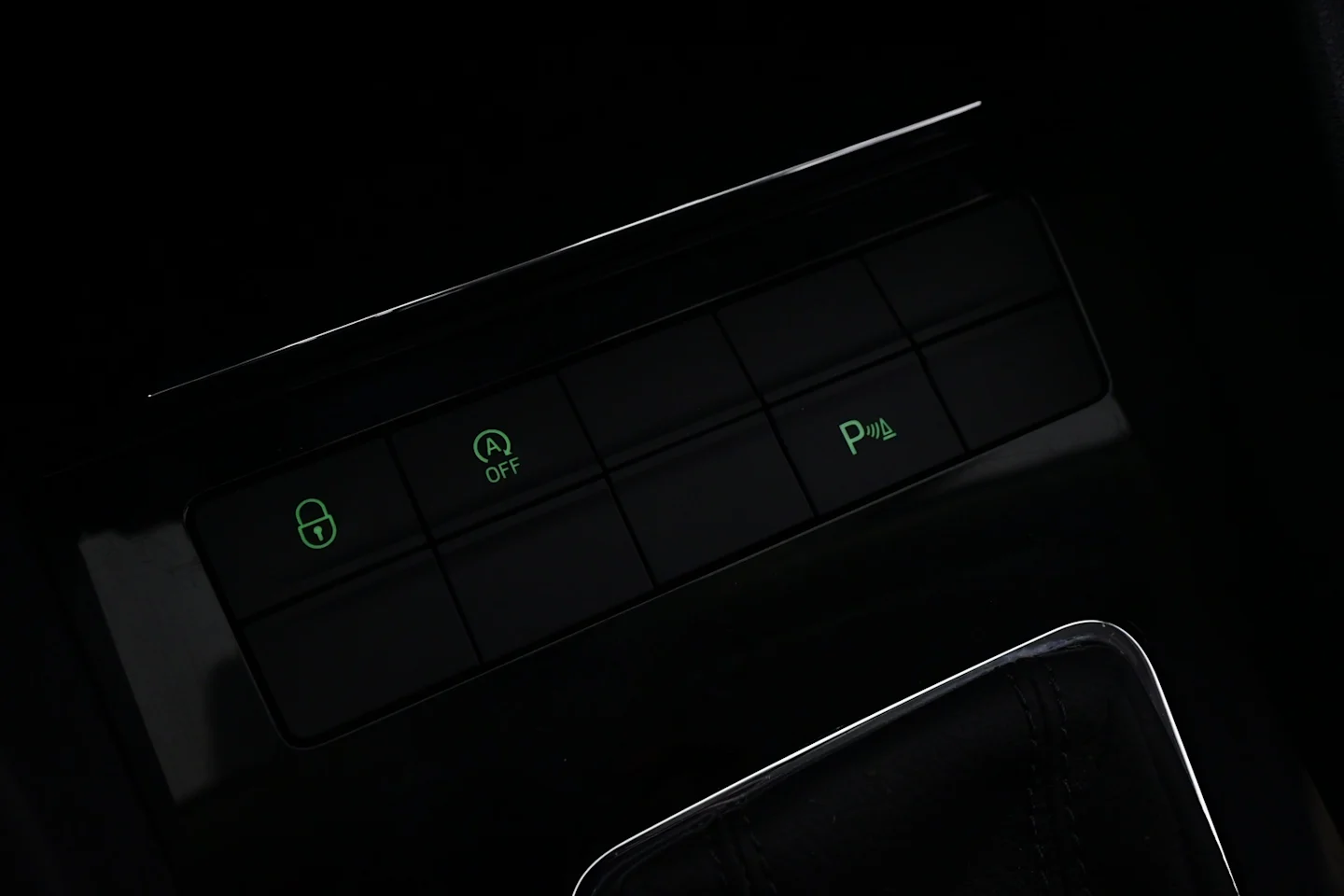 Car Image - Iy3yJM8V4h9xhr17REdd4