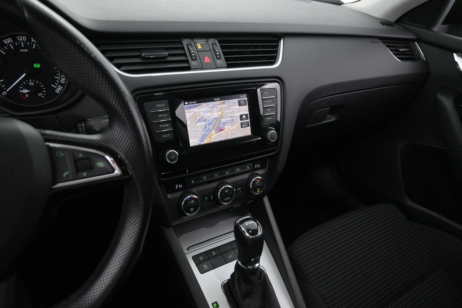 Car Image - 2dV22RypYjQECeqxJRTFk1