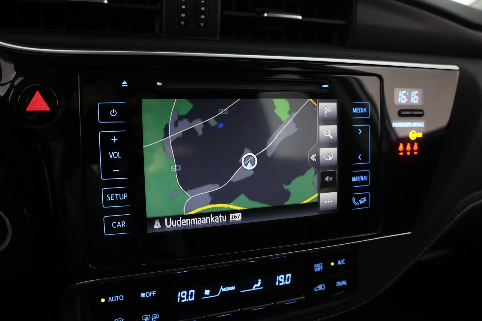 Car Image - 5TfhC5Zui6wQ5GUZ7k8Xtb