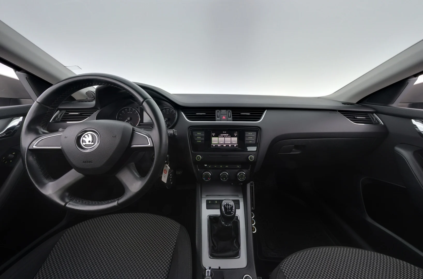 Car Image - 6jaovG4p7DzsQFxqEnS5Js