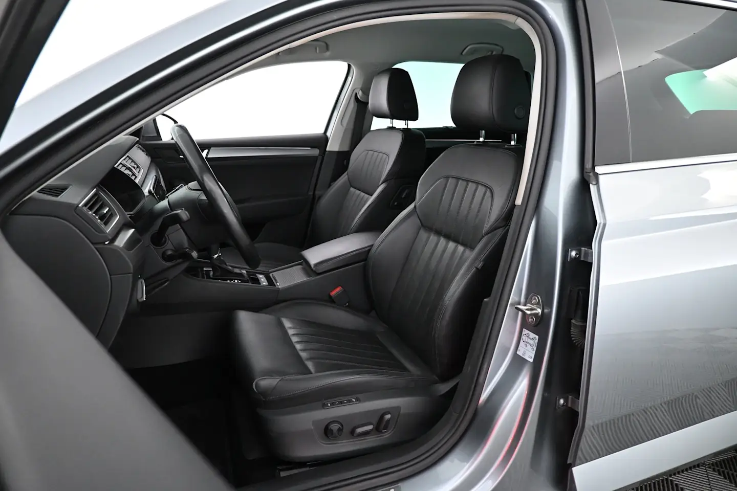 Car Image - 3Ys8Dvk4iLEfbnjJ4UrdPg
