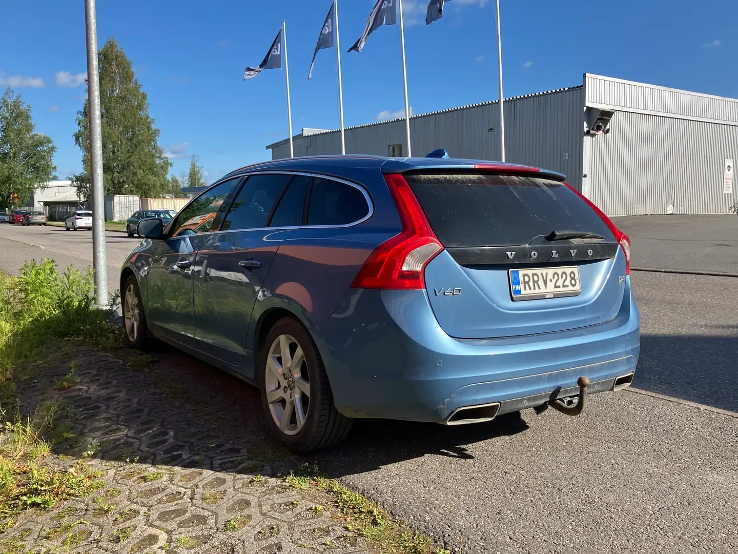 Car Image - 6FwAE0bYVEdwKum0TiQvvt