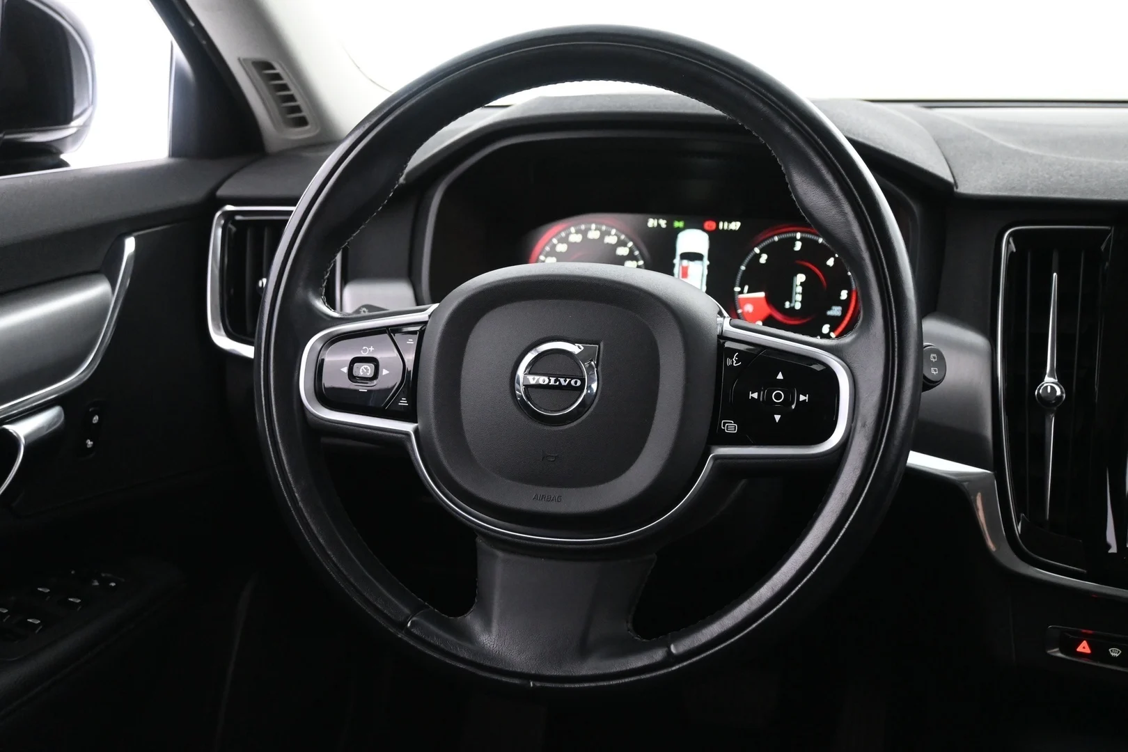 Car Image - soVhoiRua7KVkMh8Yt4uc