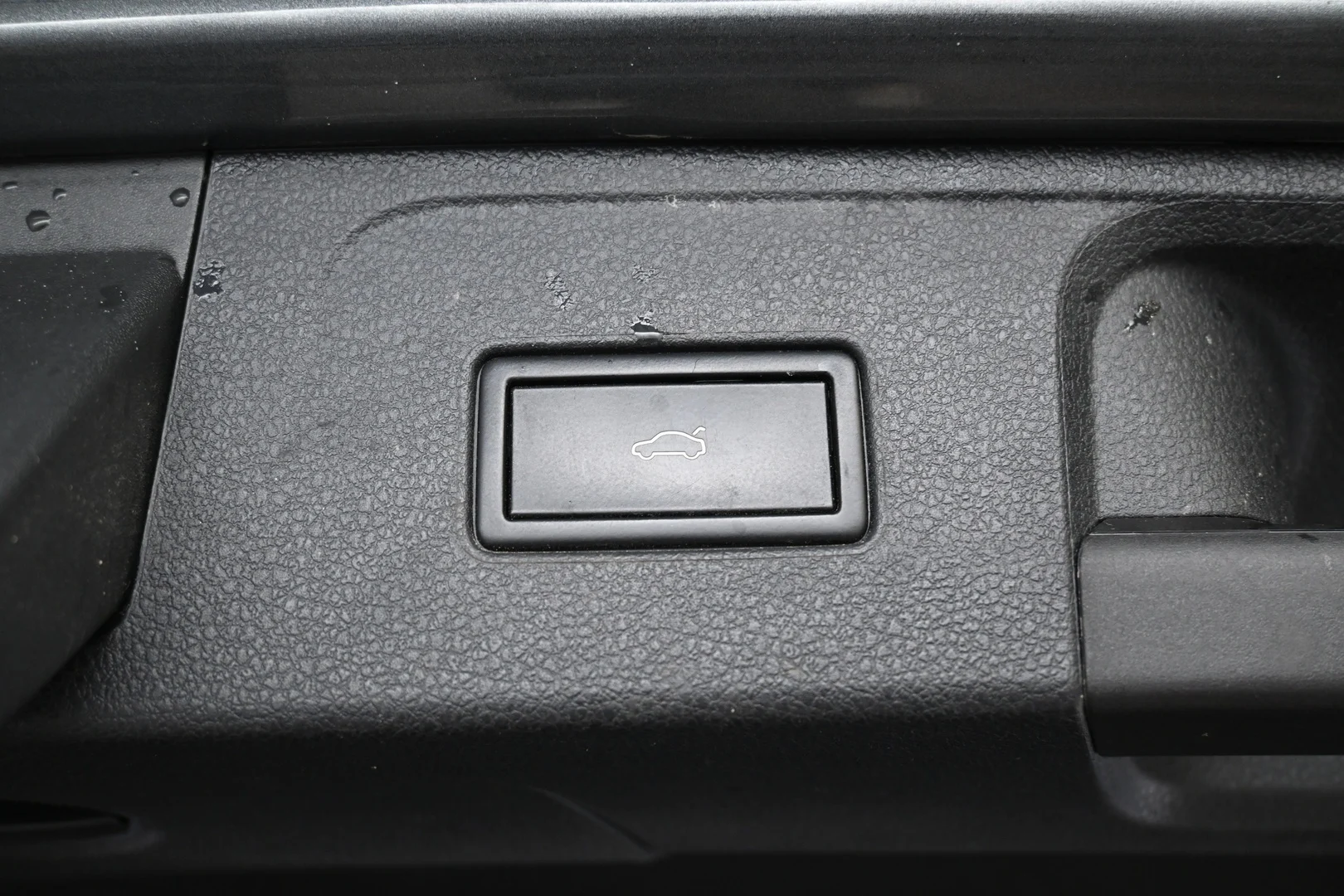 Car Image - 5iouIwbJMLljmrnfobeot1