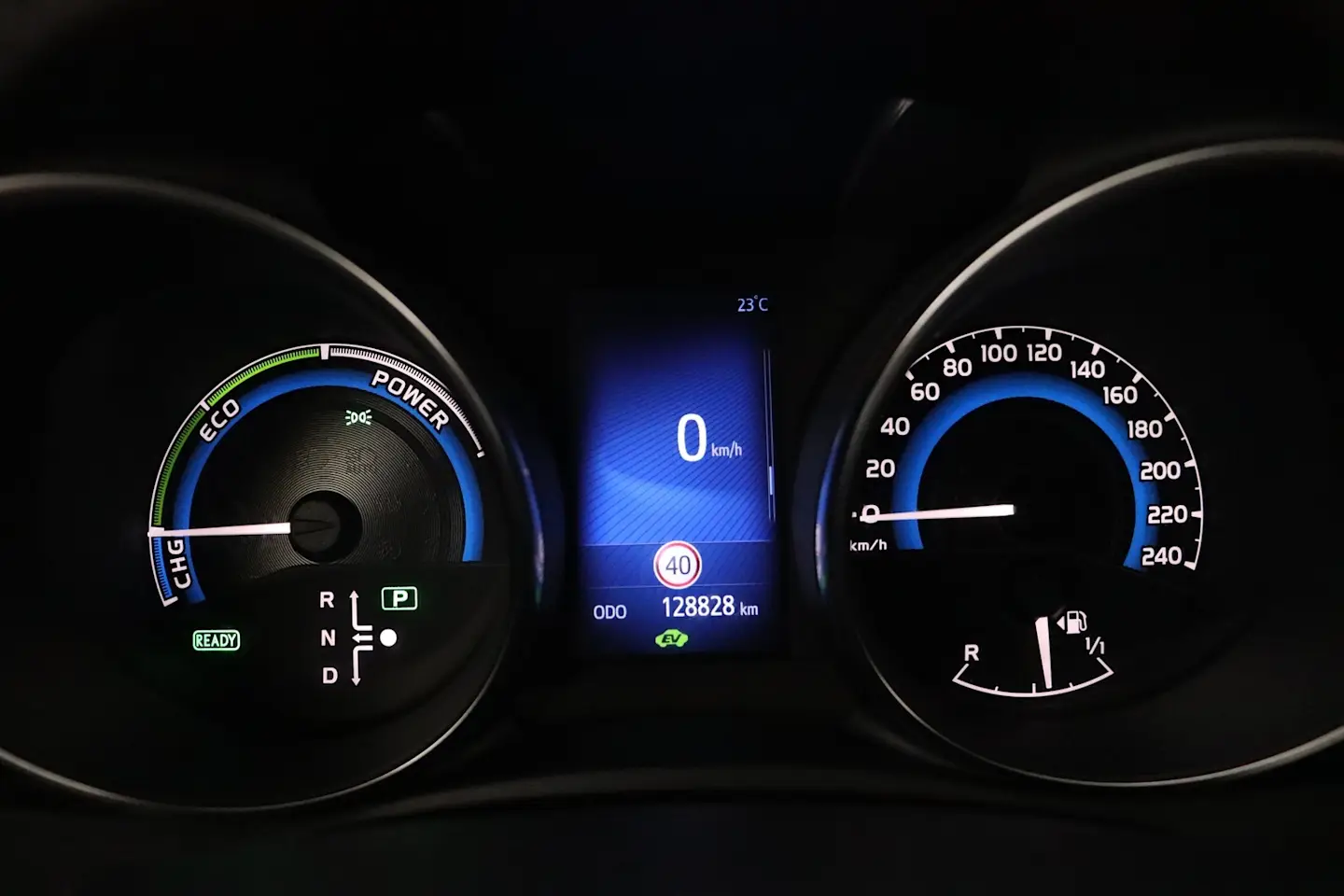 Car Image - 4gf8S9zB5w0QzuFN1njZpk