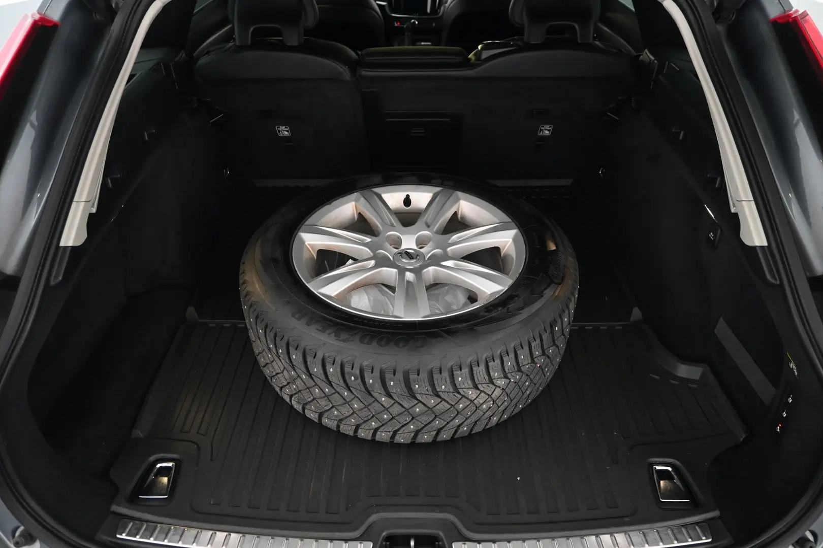 Car Image - 5ogyKY1defgSENwkC9DBAy