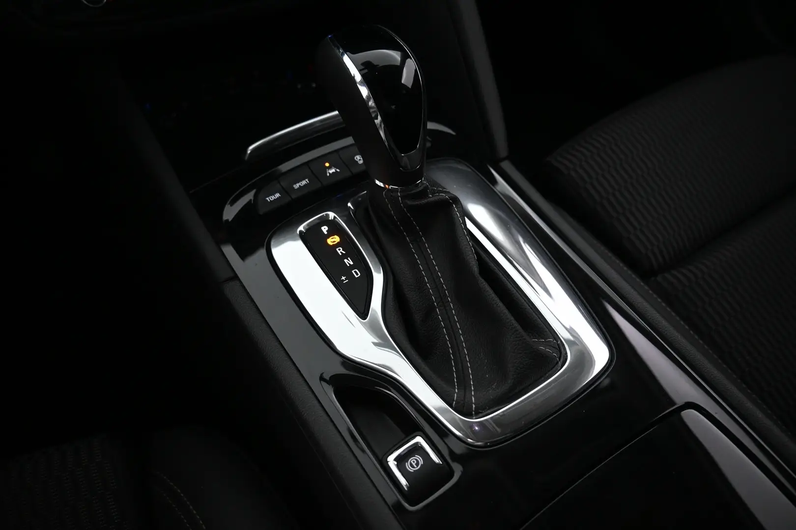 Car Image - XpRHYkZwL64DkTZc1rHvn