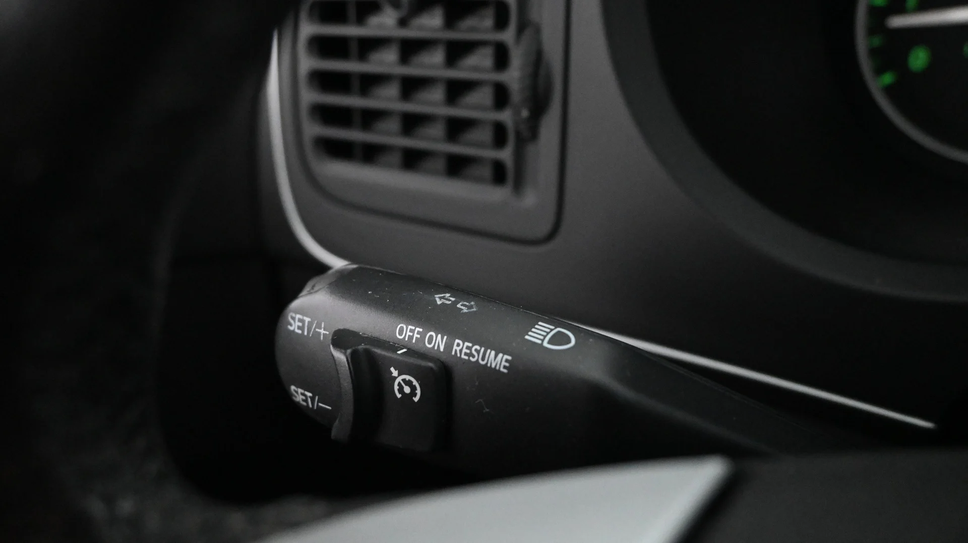 Car Image - QoOQZXJmXDJUSj1fPFj83
