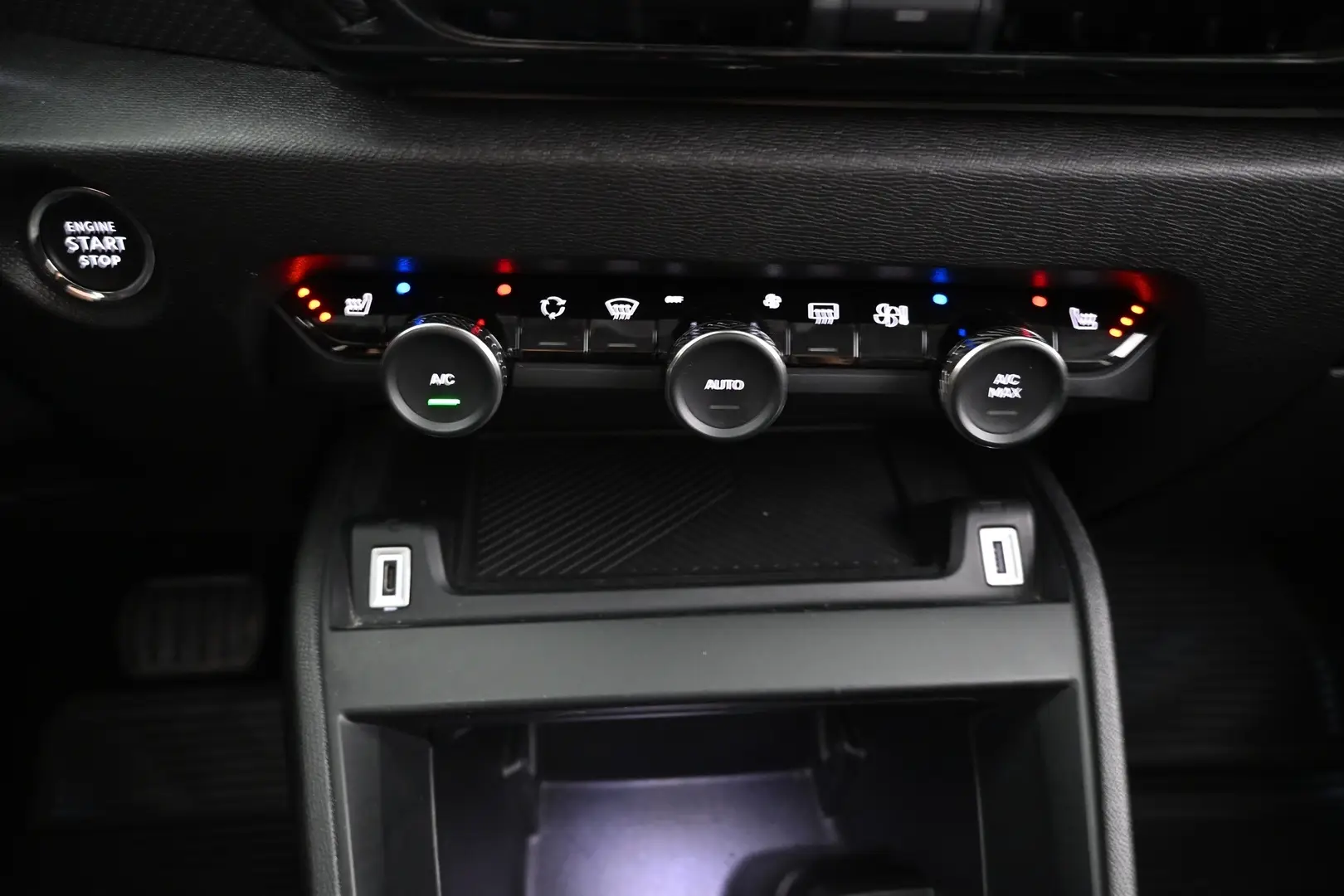 Car Image - 1vXvhPkeLF0d9luqgoQUAw