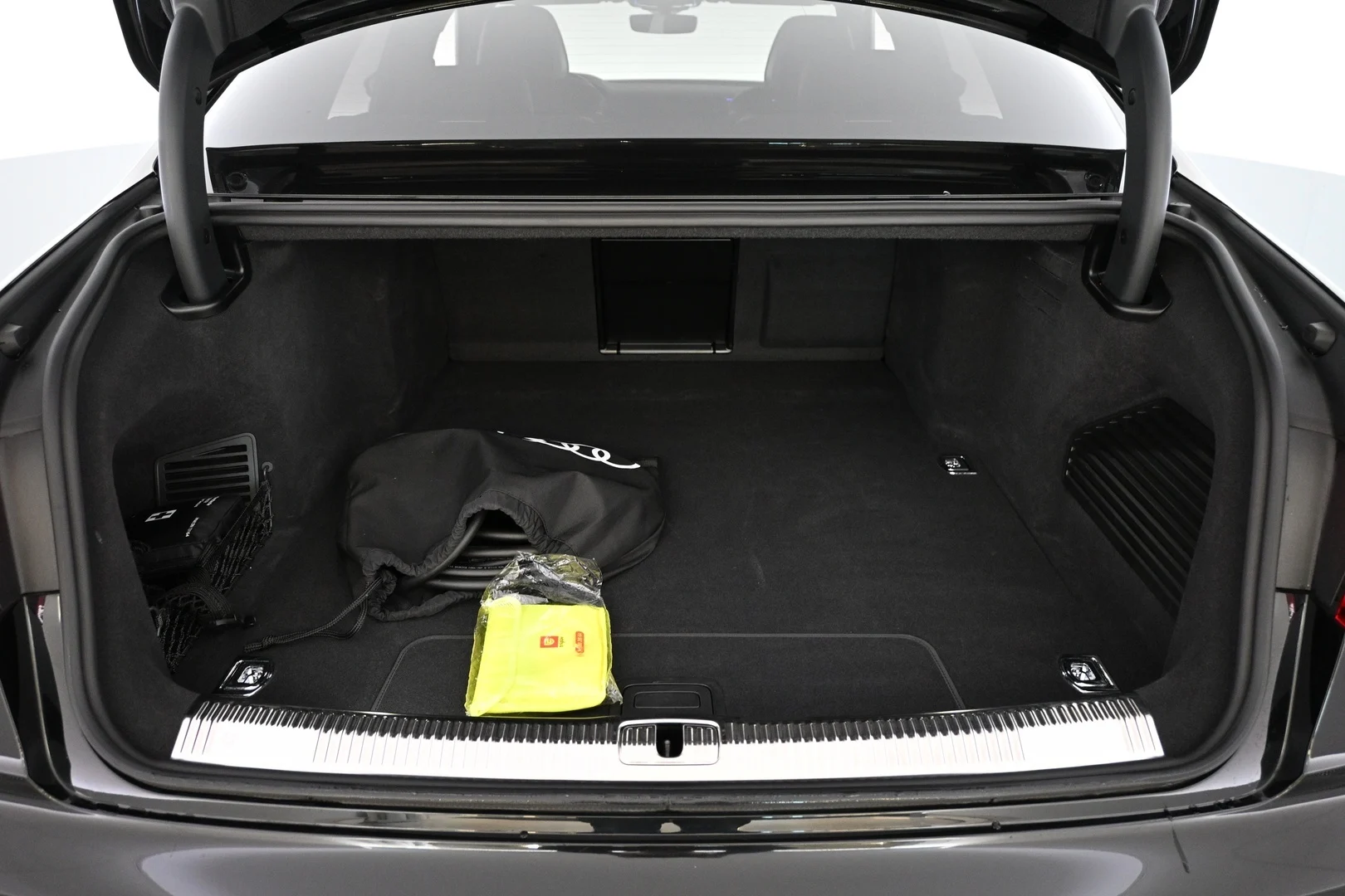 Car Image - 31UY3XJbAug99zOqRPtxsH