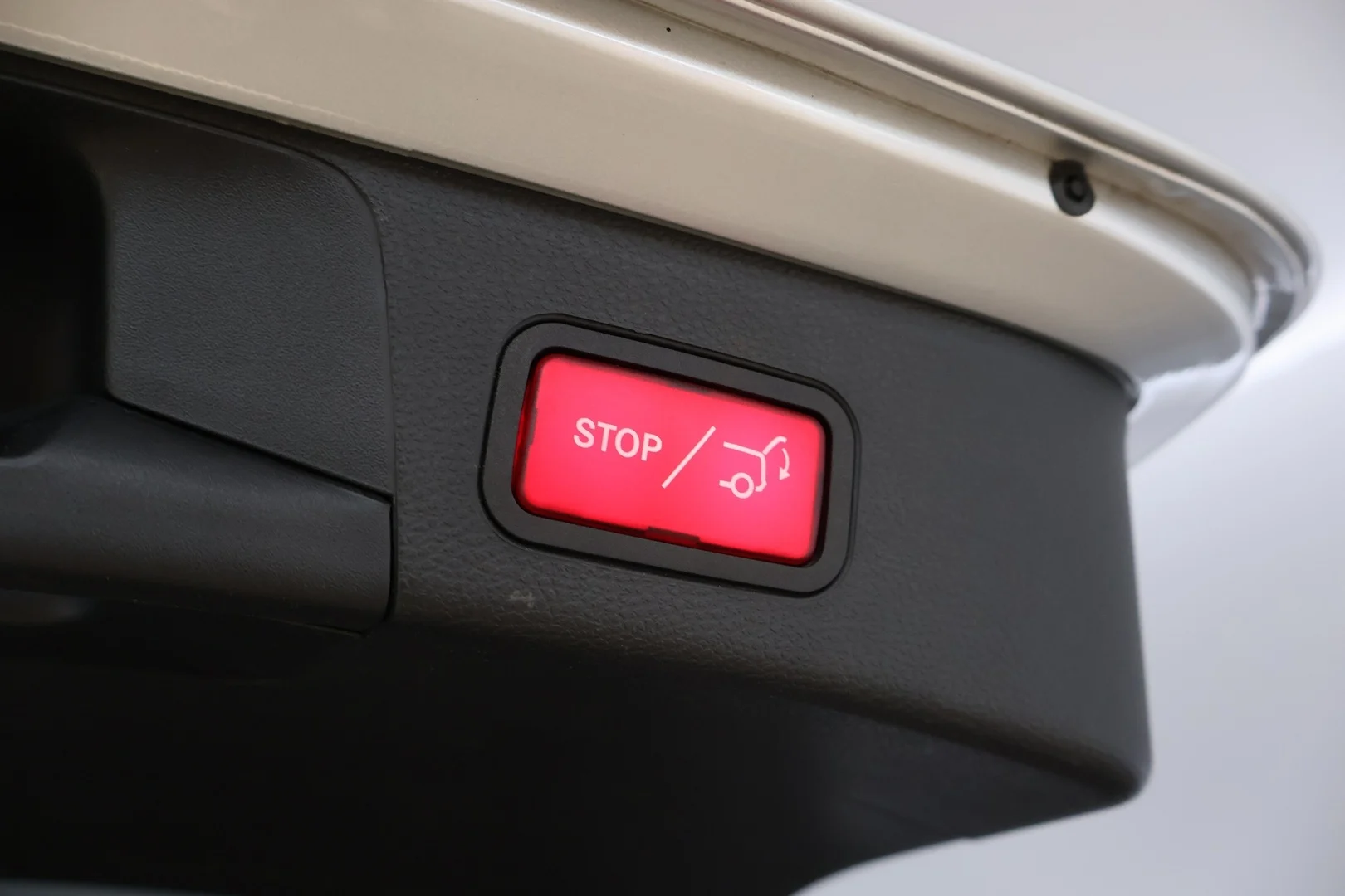 Car Image - 3O7T4uXrNH547L0pPZ9GOu
