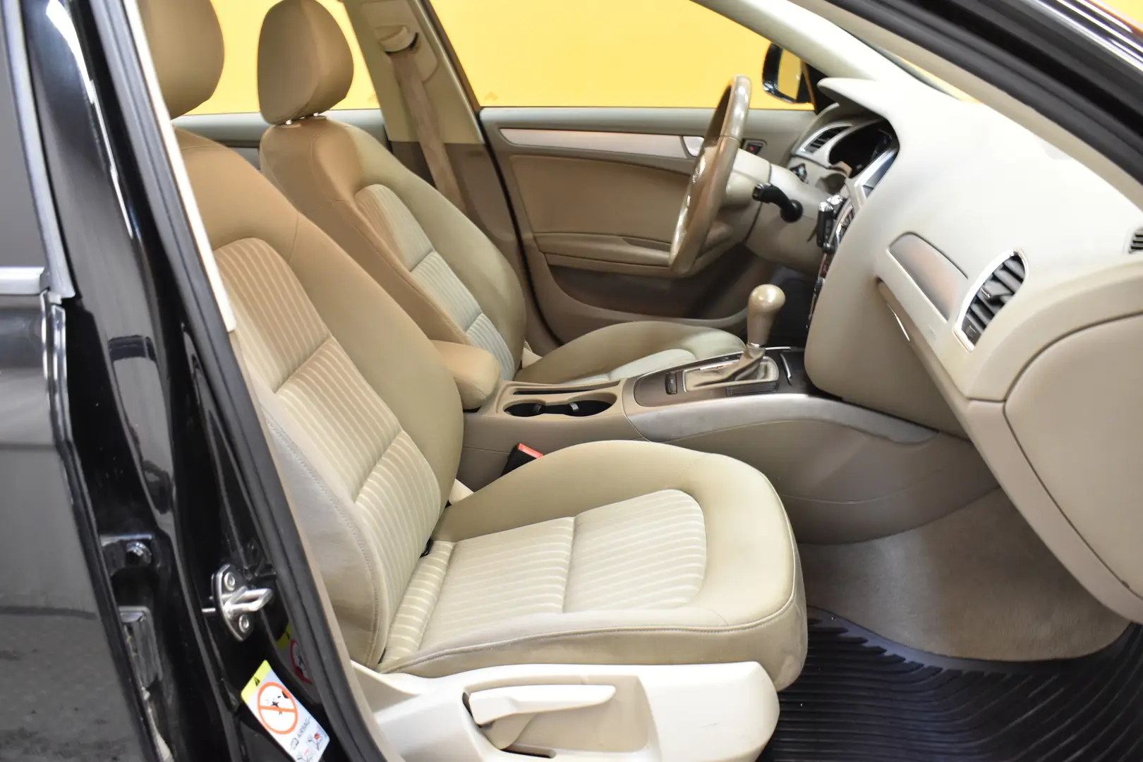 Car Image - 7l05E4mBfLhG6a9CCHYzQO