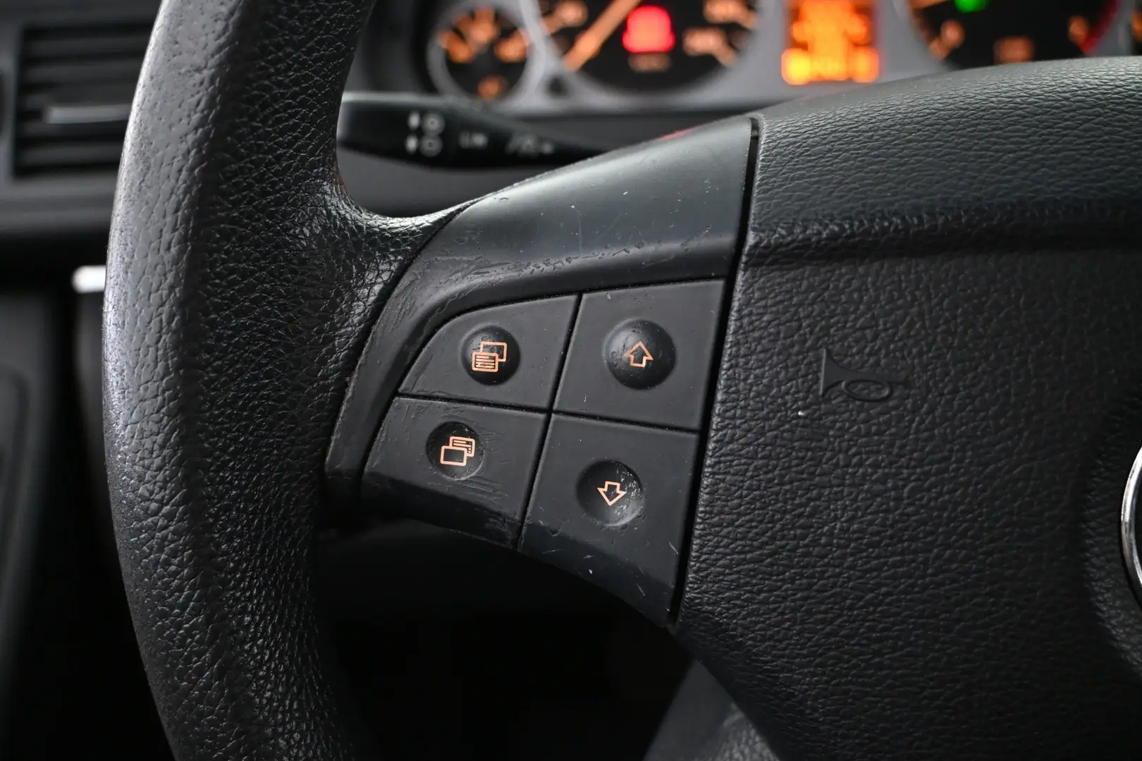 Car Image - 3Cvzmnow5i3lsEHQVLvGGx
