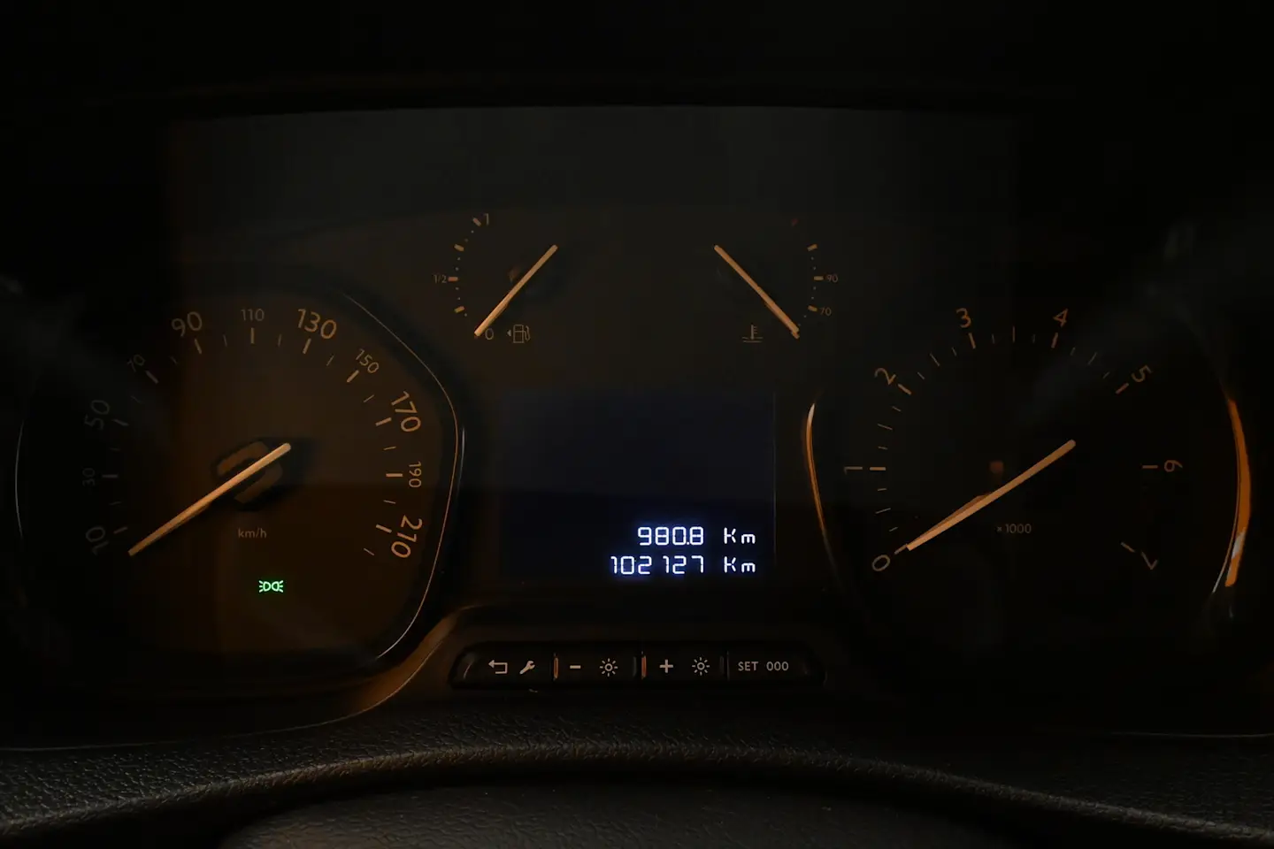 Car Image - 7gB9fT9TAGV58cxuZQN0s9