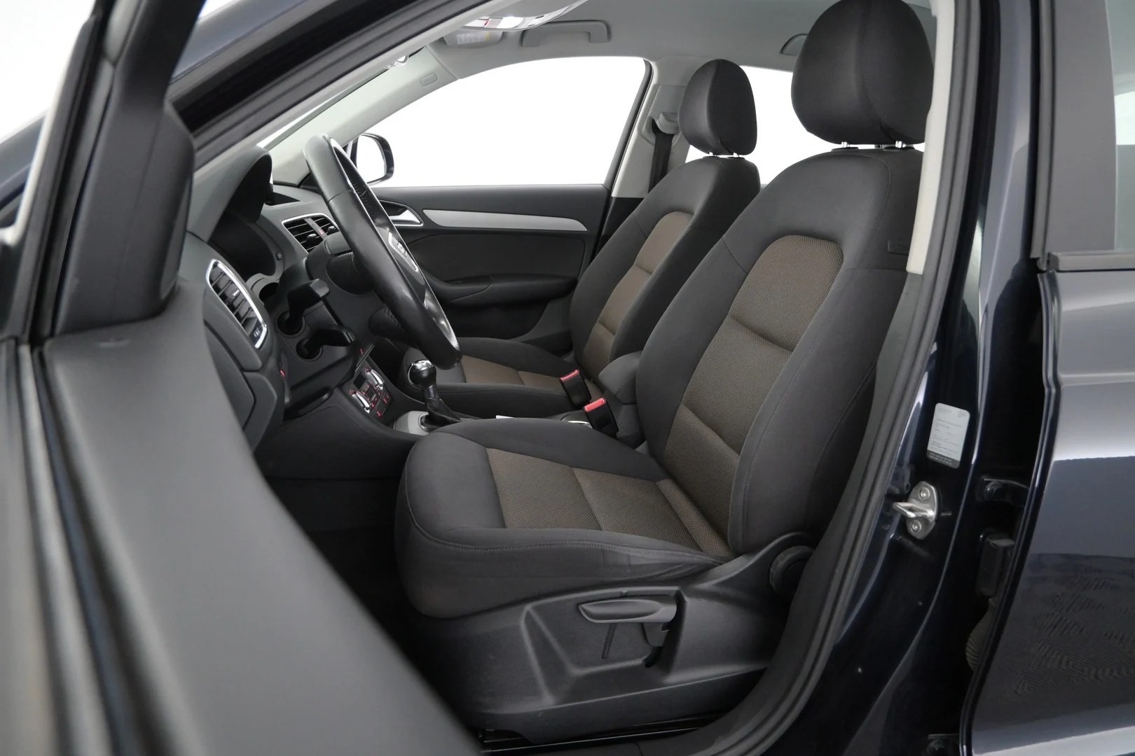 Car Image - 6QHPqfyRXGy0NG4tfPclbI