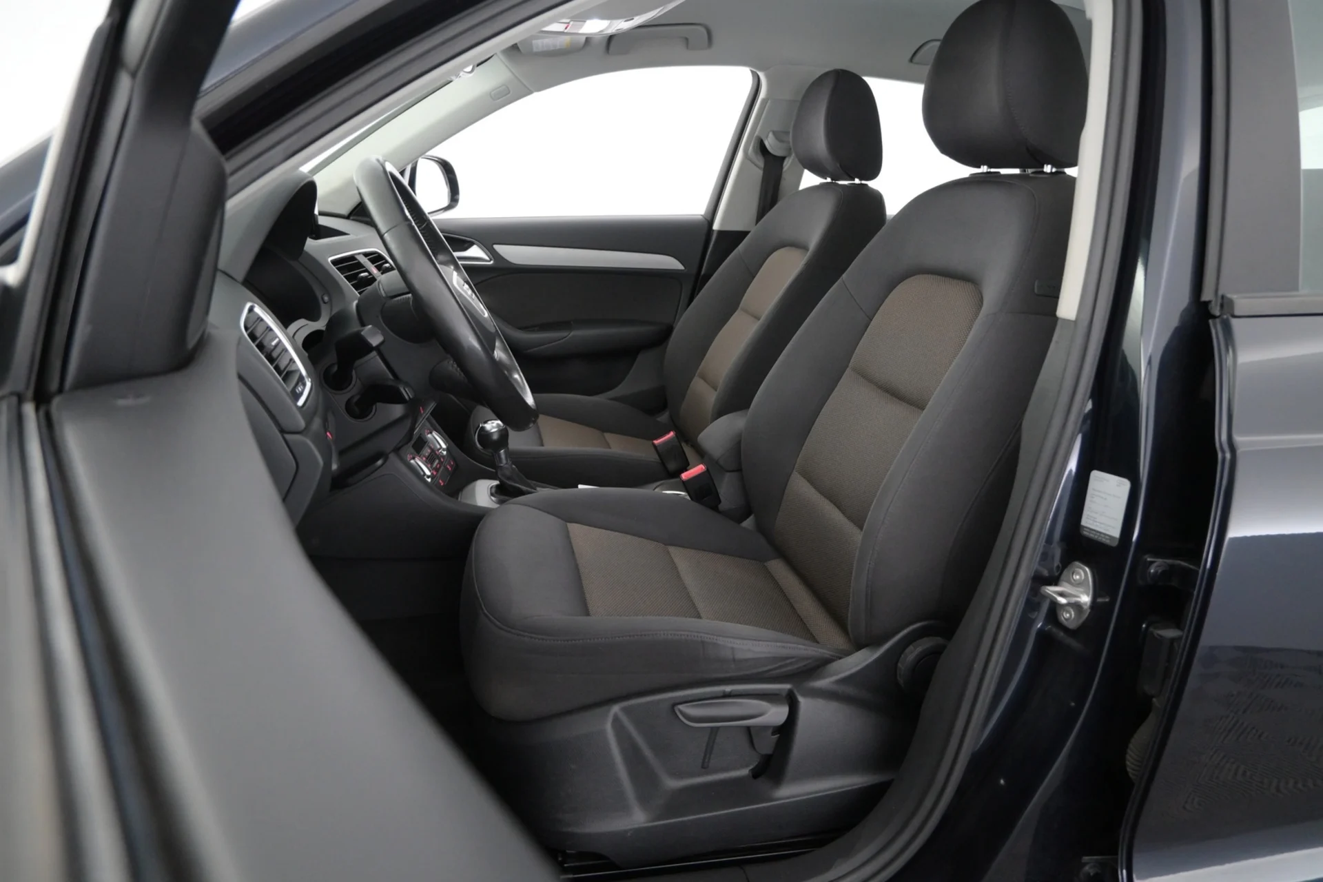 Car Image - 6QHPqfyRXGy0NG4tfPclbI