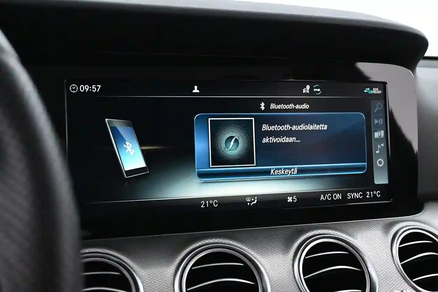 Car Image - 3IE0saZJOwIe47ioD0UjPC