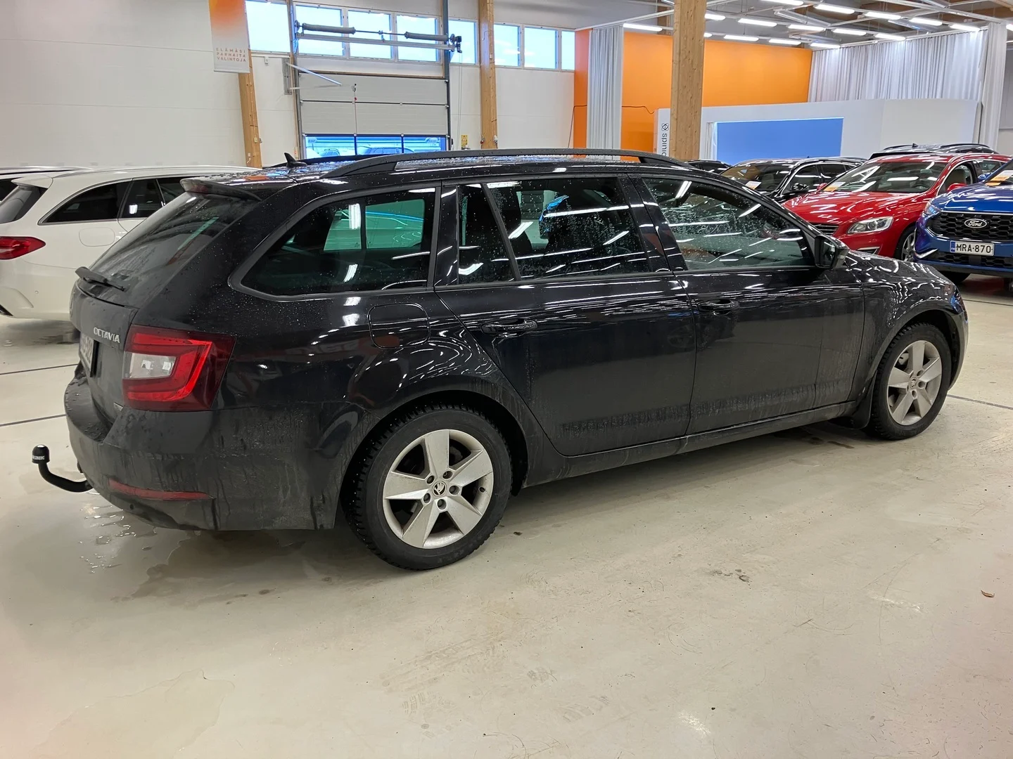 Car Image - 2505b0vjgzbbhXTvGfWgJL
