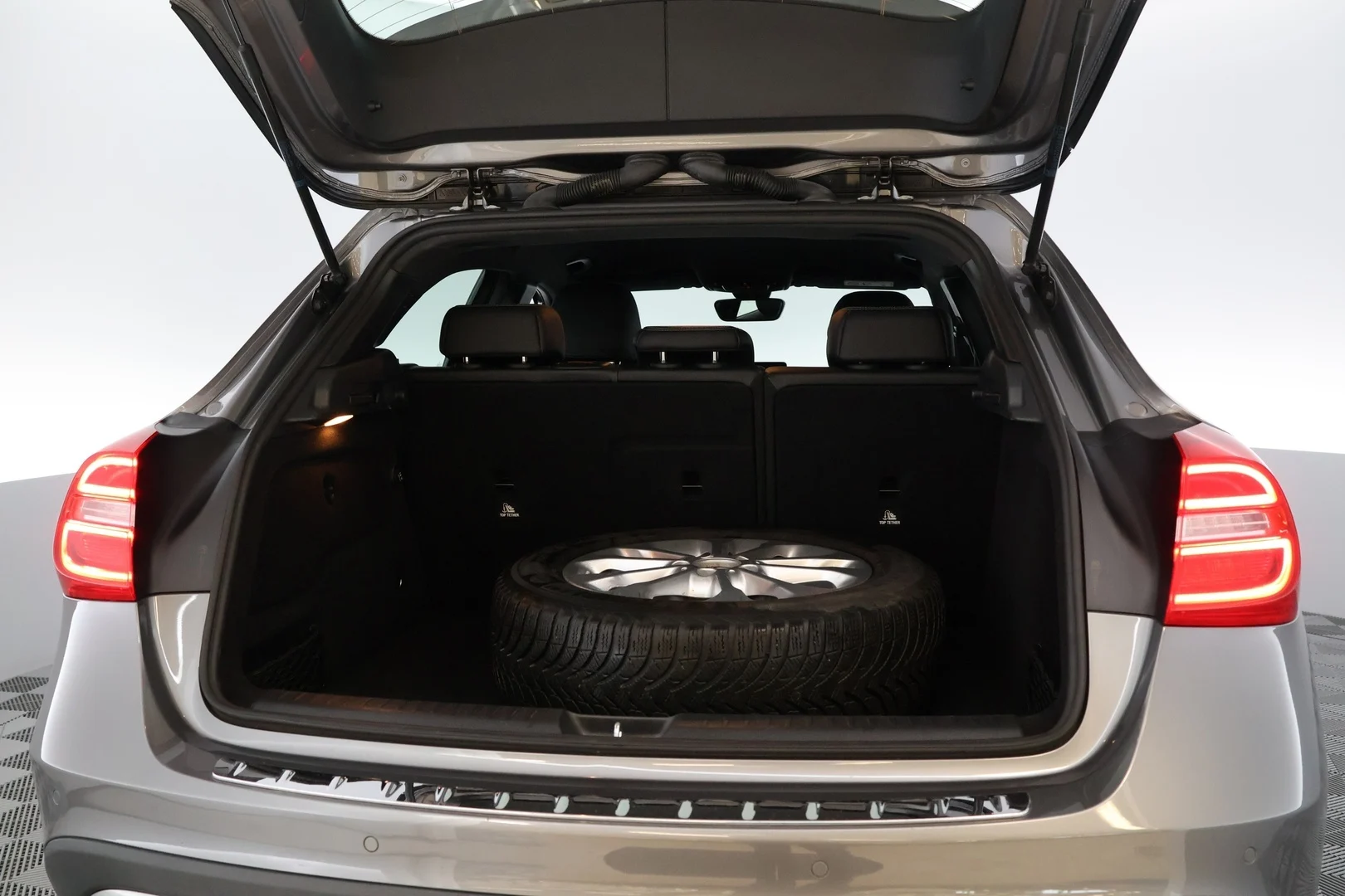 Car Image - 4kdKbymvYtgHS0Jf6PnBFH