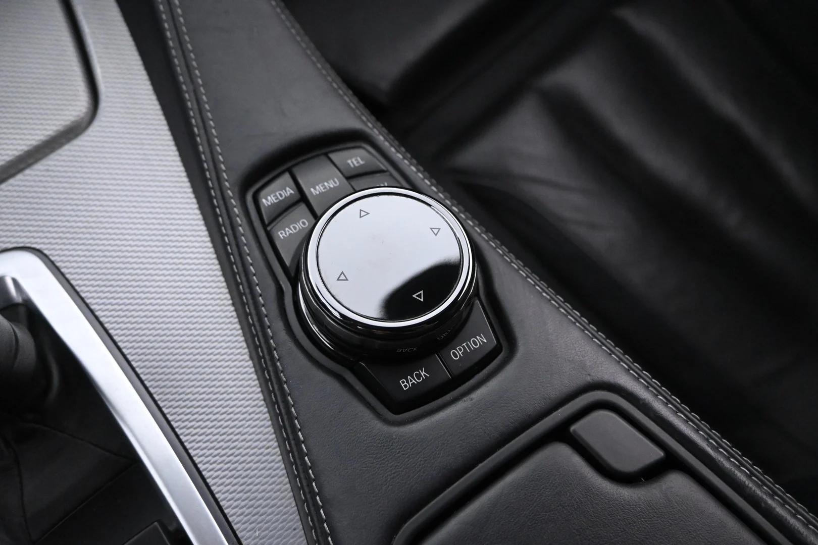 Car Image - 6Y67vXxR64rk8cxZKFQjFe