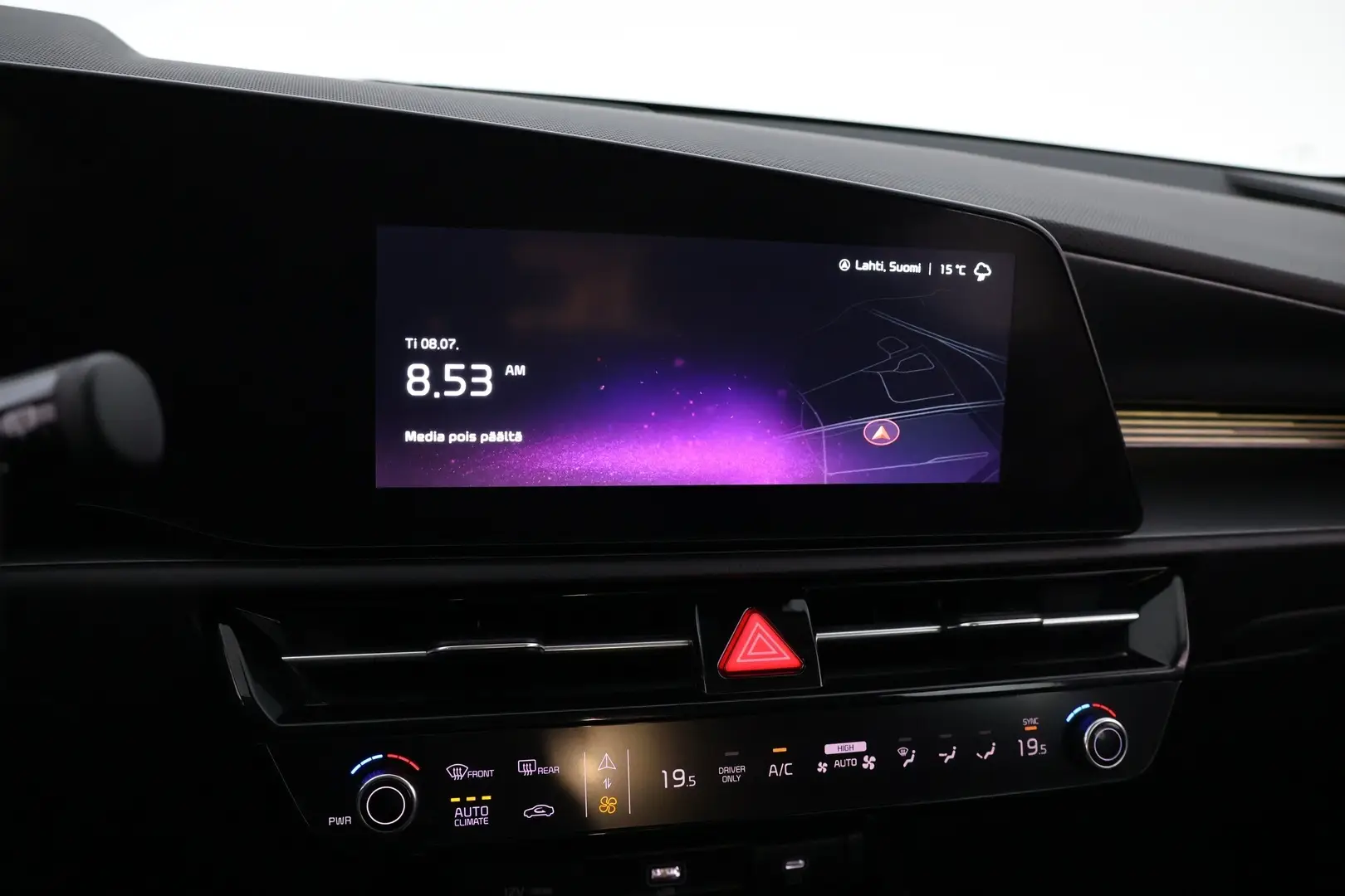 Car Image - 2QgLjPWQxruaf6wF6aLM5o